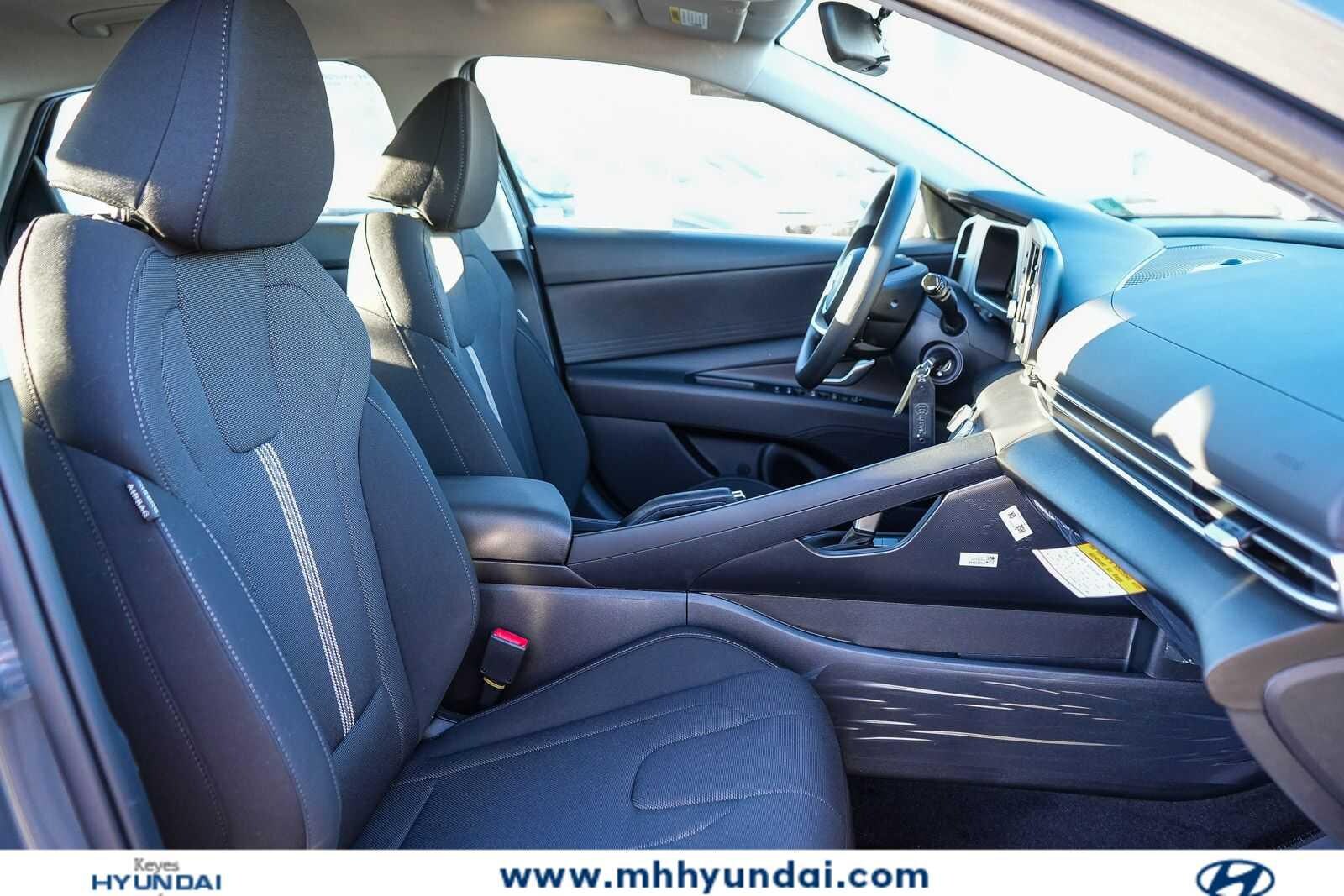 Thumbnail: 2026 Hyundai Elantra - 19