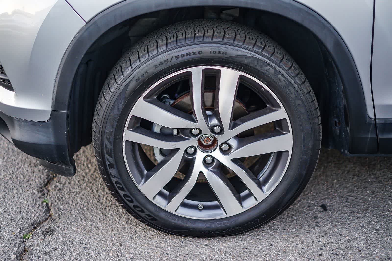 Thumbnail: 2017 Honda Pilot - 9