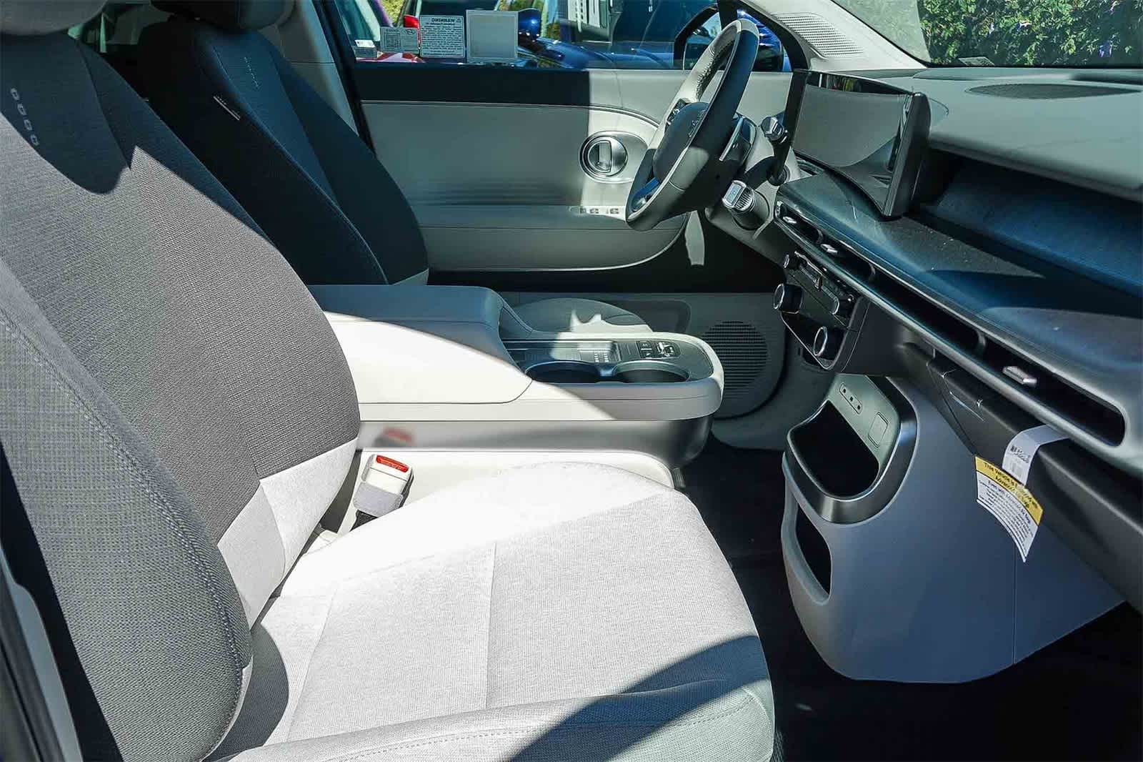 Thumbnail: 2026 Hyundai Ioniq - 20