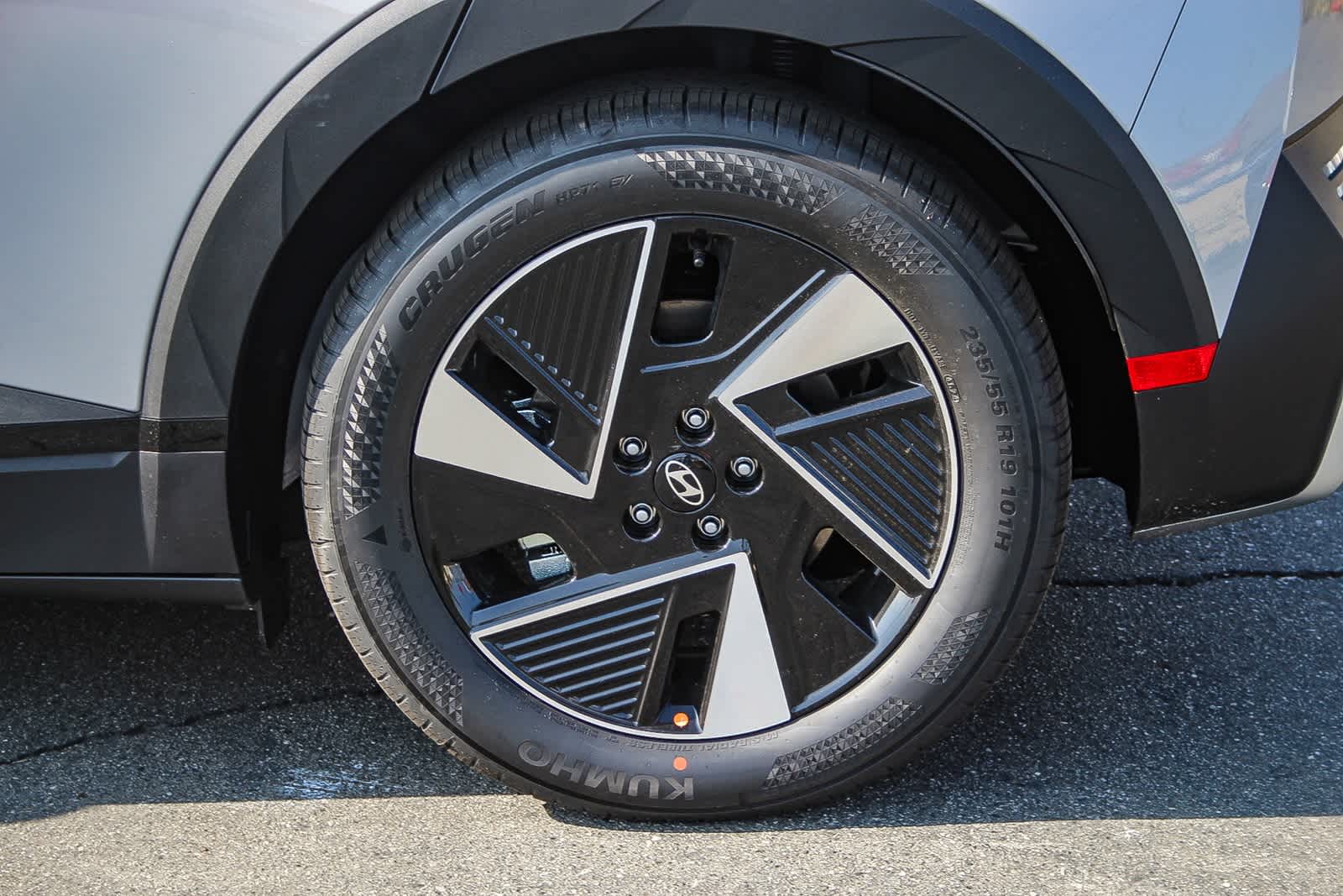 2025 Hyundai Ioniq 5 SEL 7