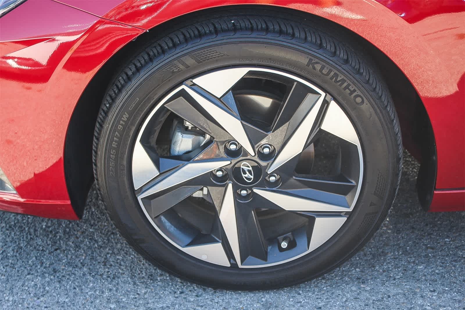 Thumbnail: 2022 Hyundai Elantra - 9