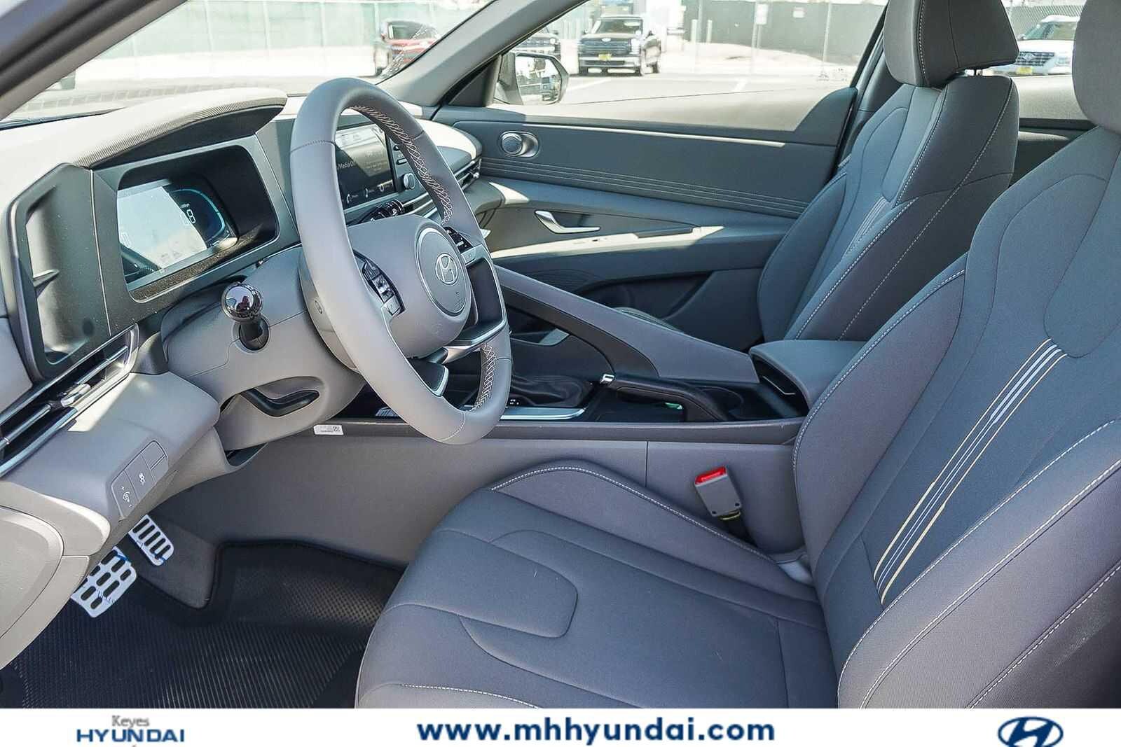 Thumbnail: 2026 Hyundai Elantra - 21