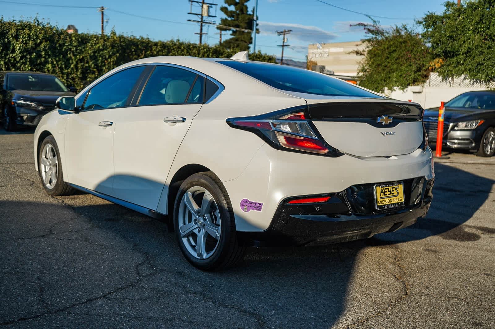 Thumbnail: 2019 Chevrolet Volt - 4