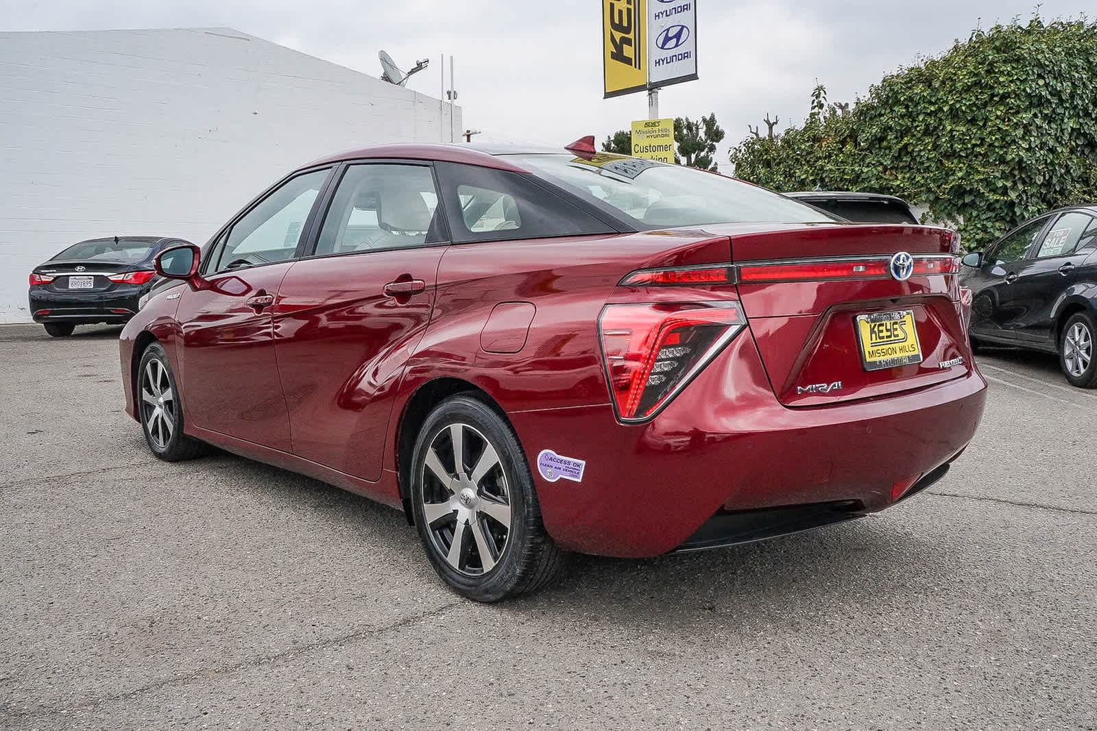 Thumbnail: 2019 Toyota Mirai - 6