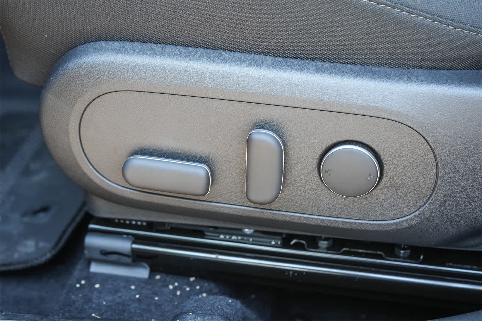 2025 Hyundai Kona SEL 29