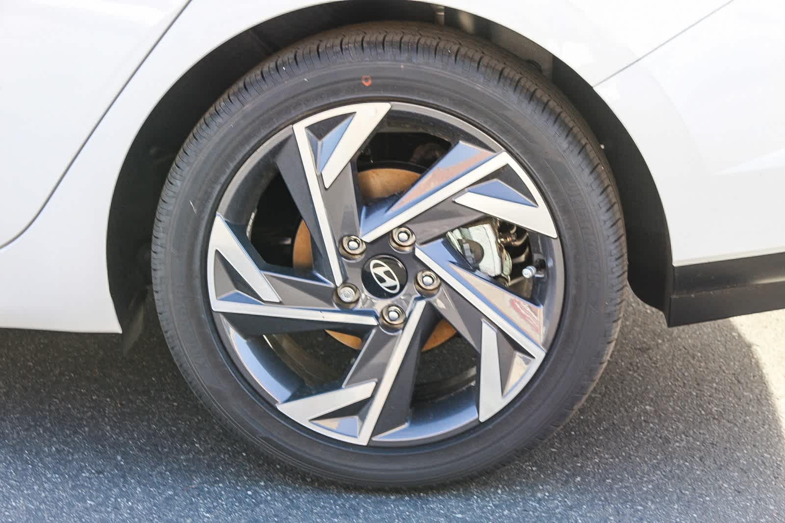 Thumbnail: 2025 Hyundai Elantra - 8