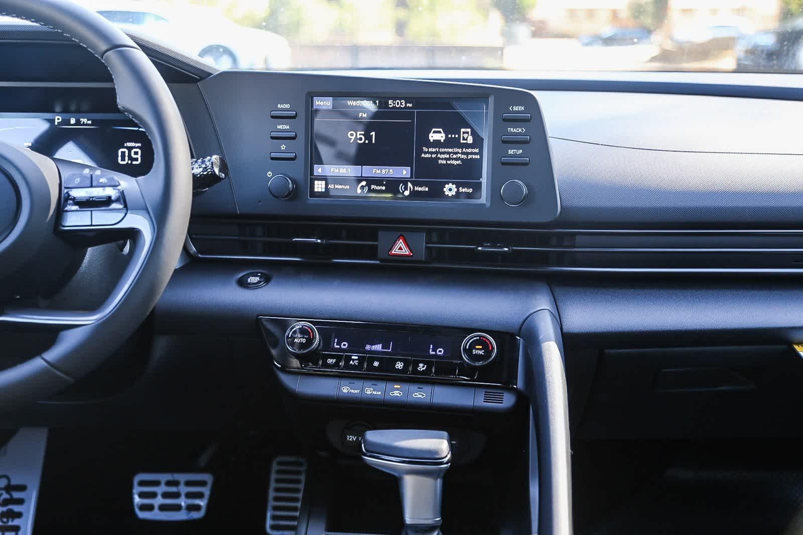 Thumbnail: 2025 Hyundai Elantra - 16