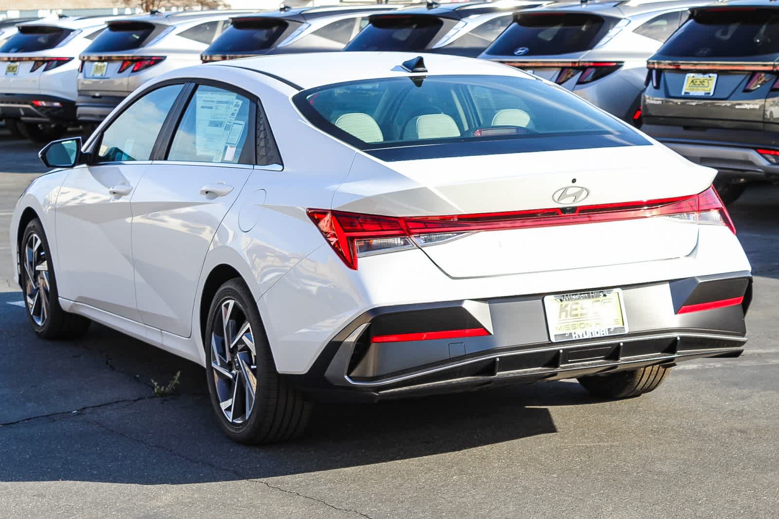 Thumbnail: 2025 Hyundai Elantra - 6