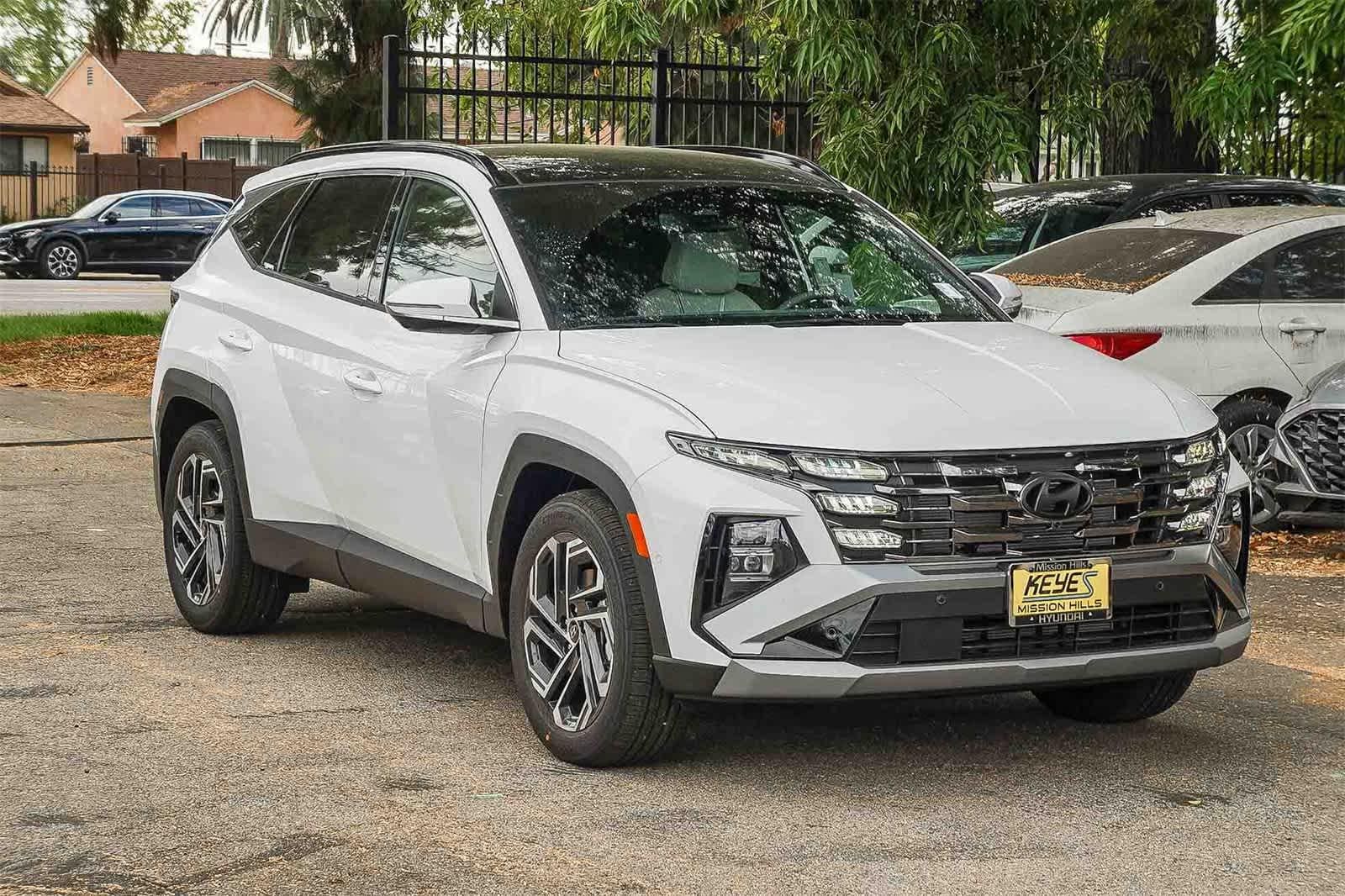 Thumbnail: 2026 Hyundai Tucson - 3