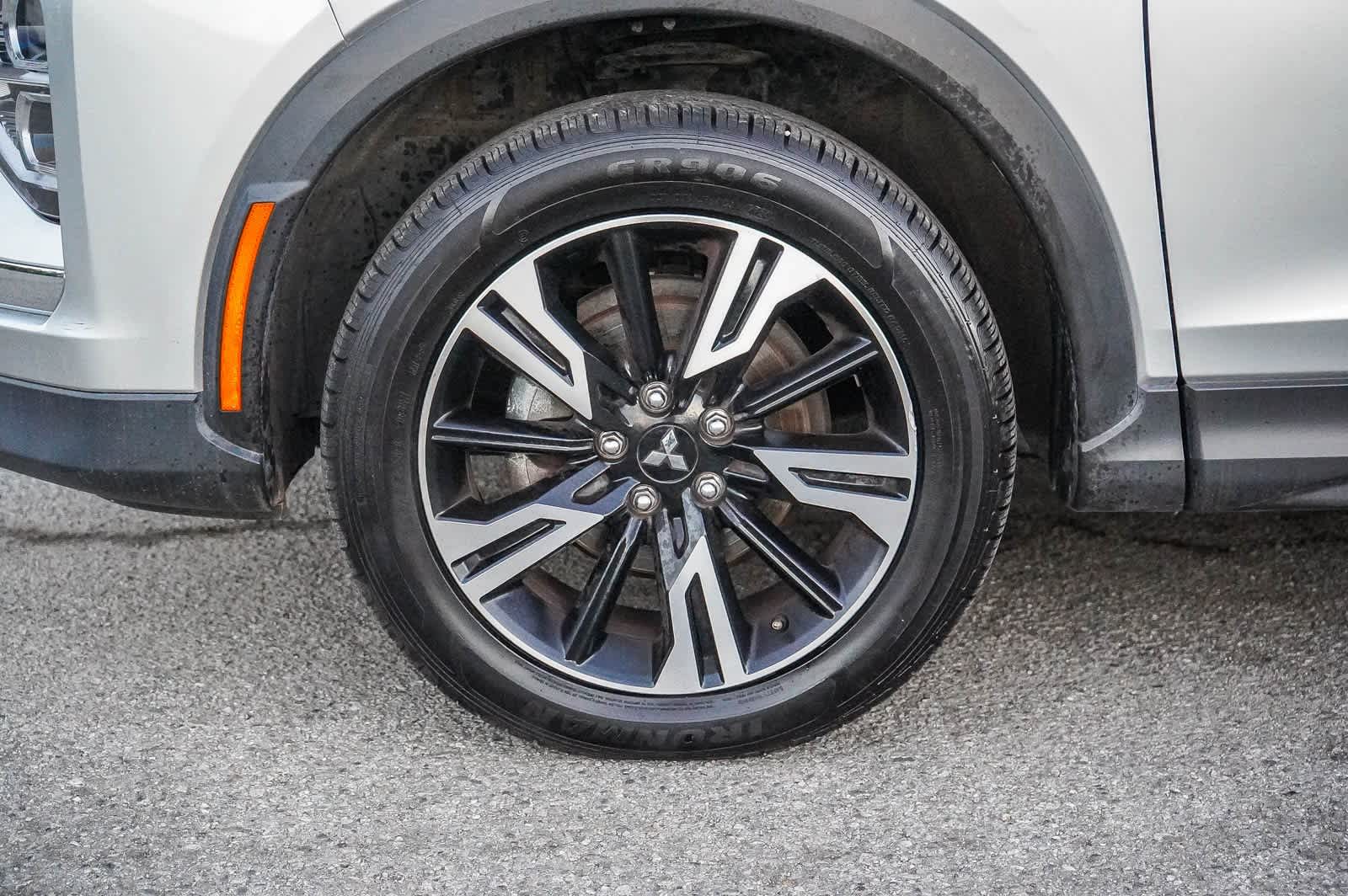 Thumbnail: 2023 Mitsubishi Eclipse Cross - 4