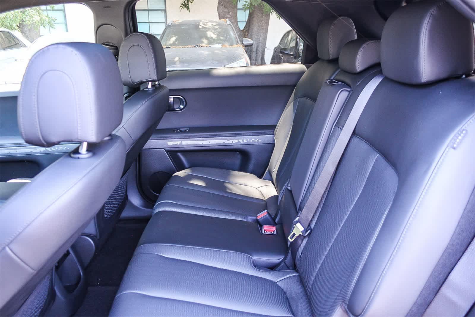 Thumbnail: 2025 Hyundai Ioniq 5 - 42