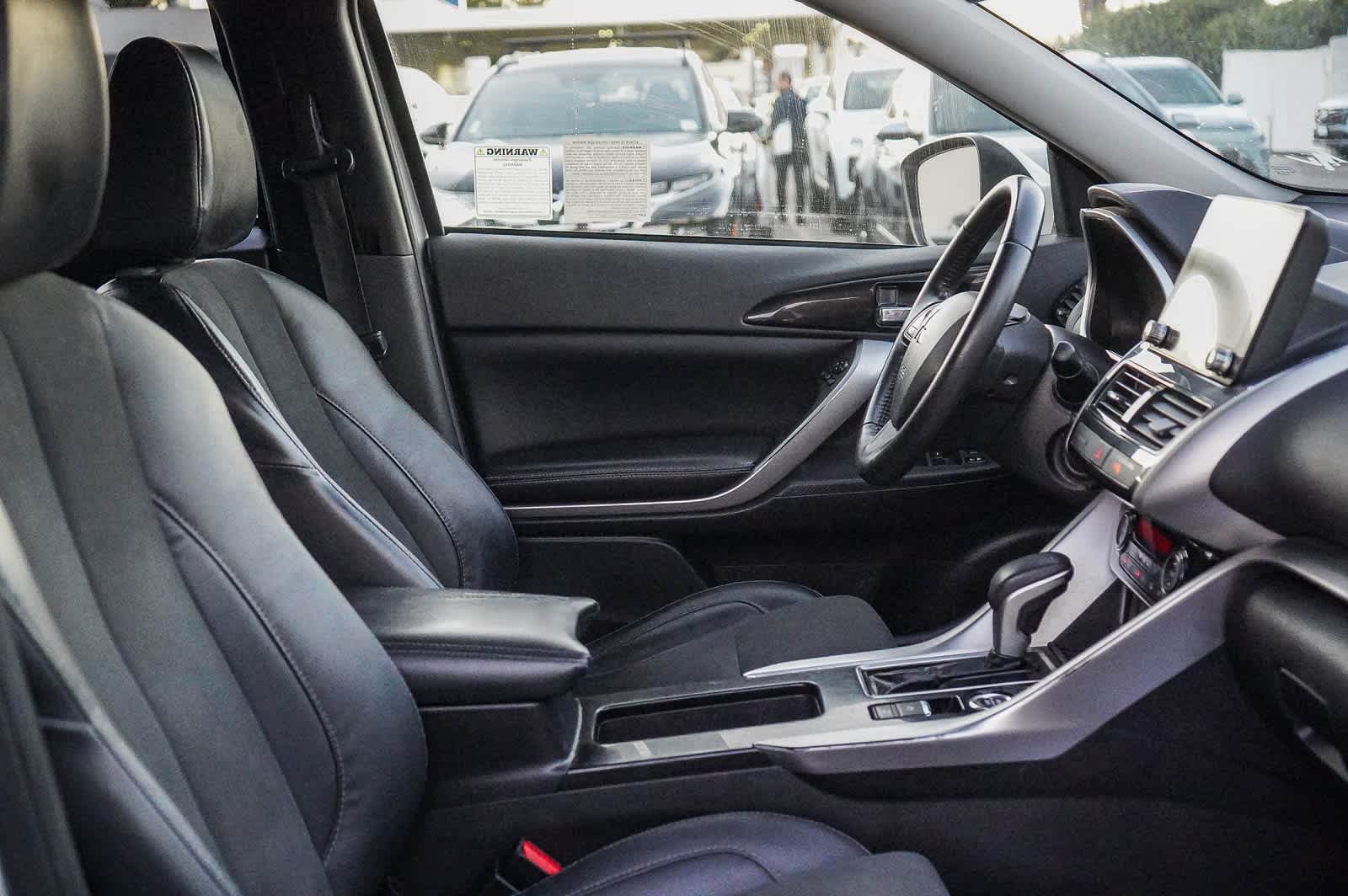 Thumbnail: 2023 Mitsubishi Eclipse Cross - 16