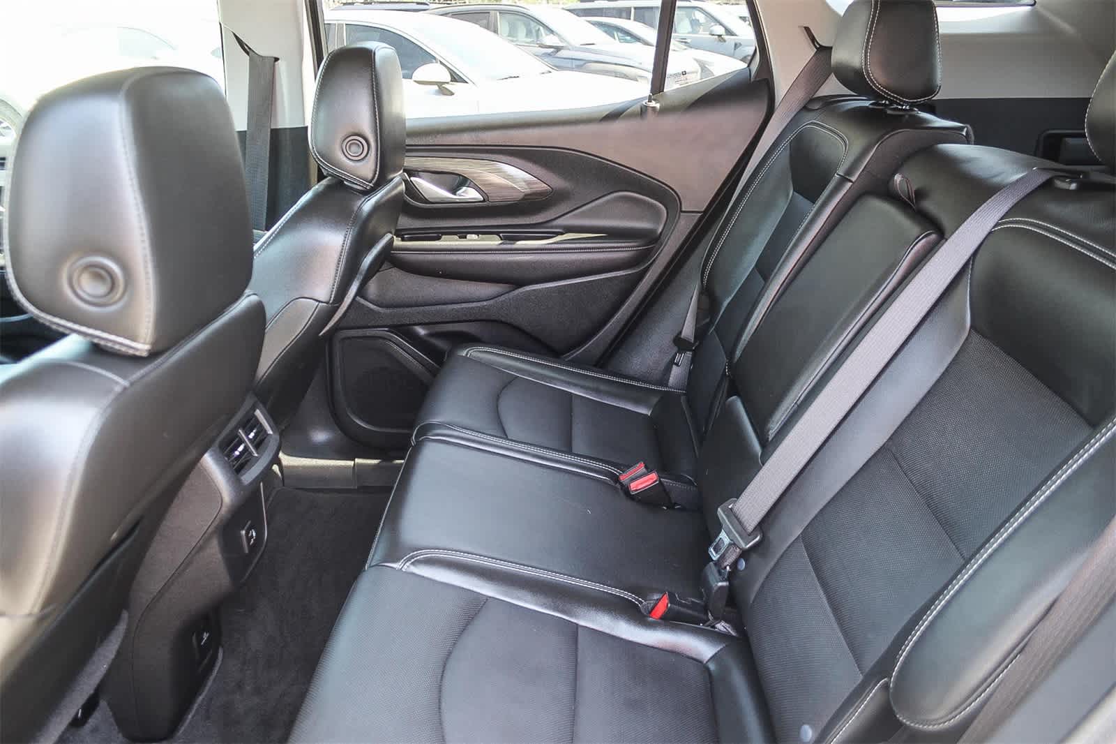 Thumbnail: 2022 GMC Terrain - 12