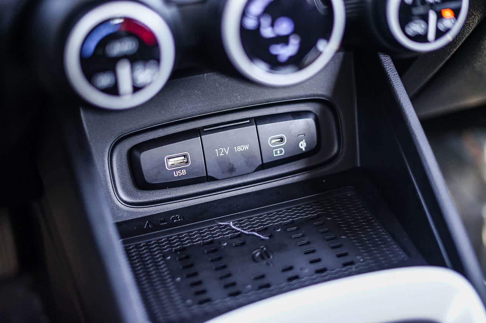 Thumbnail: 2024 Hyundai Venue - 23