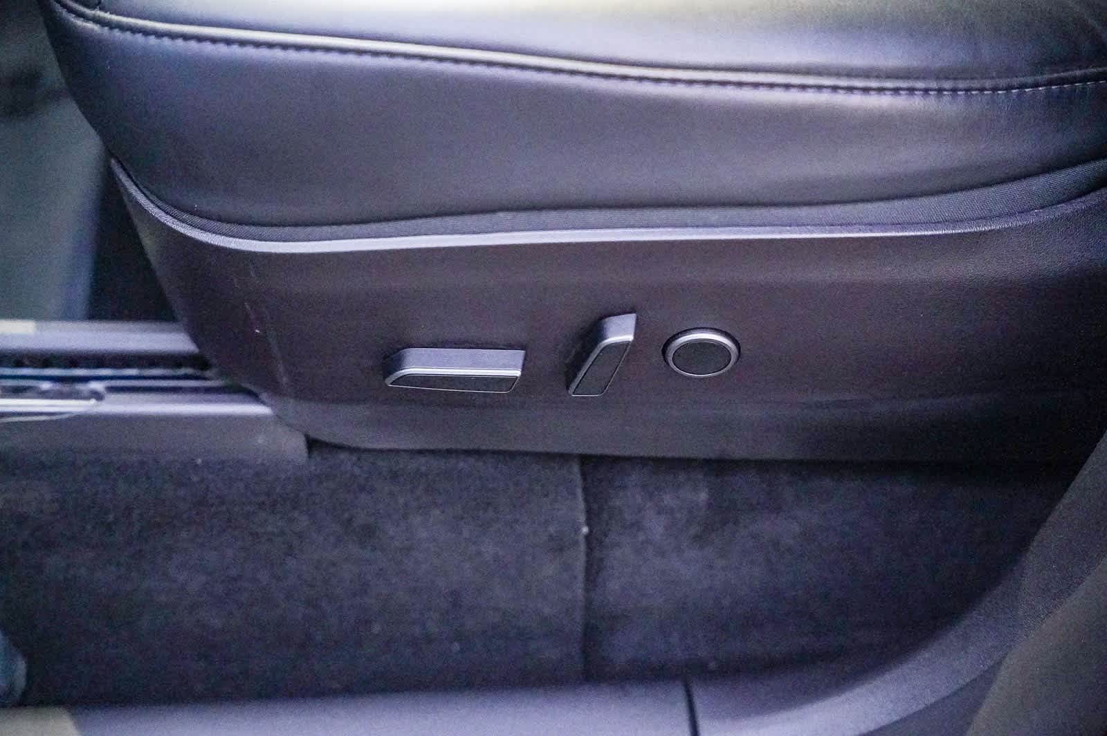 Thumbnail: 2022 Tesla Model Y - 20