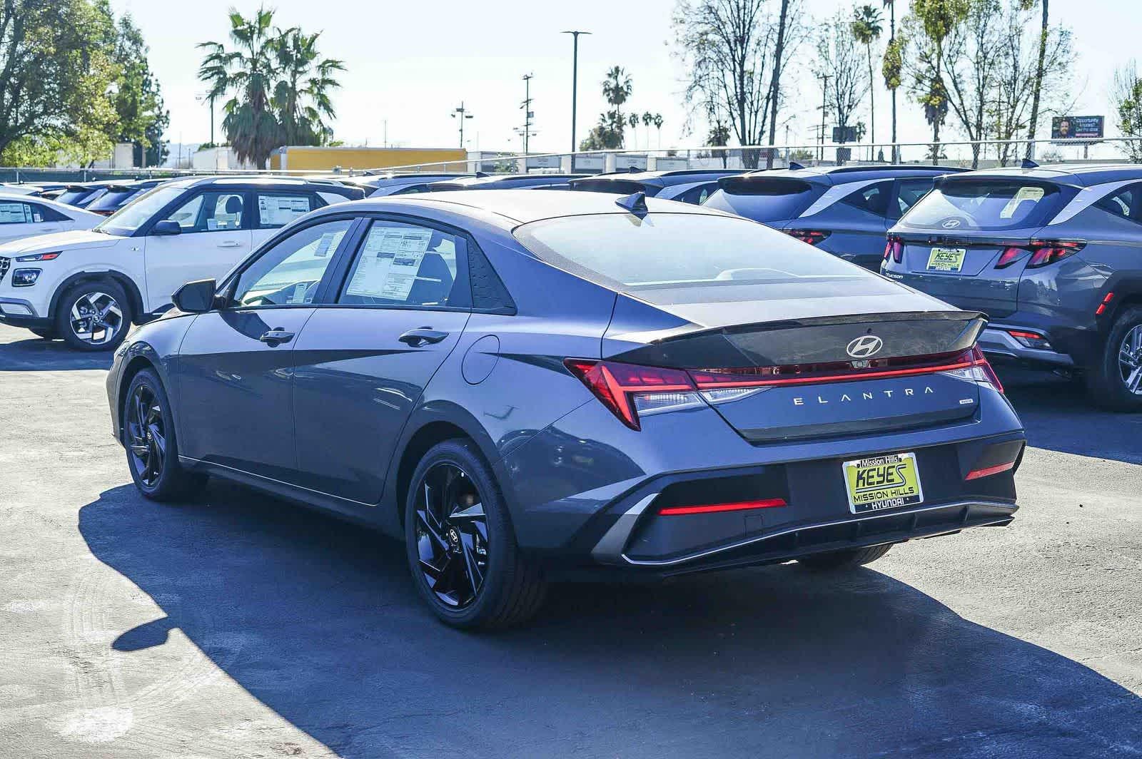 Thumbnail: 2026 Hyundai Elantra - 2