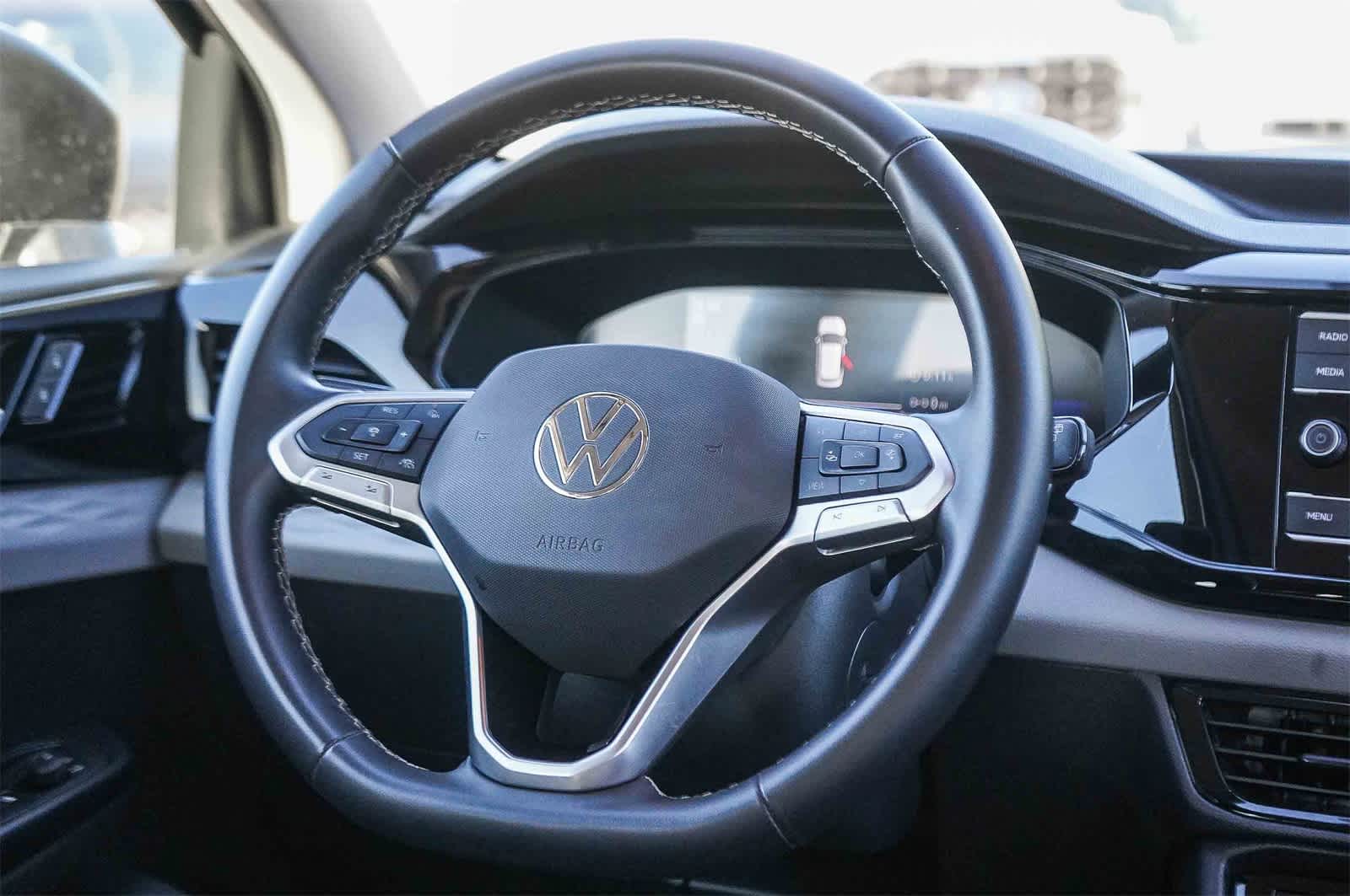 Thumbnail: 2024 Volkswagen Taos - 15