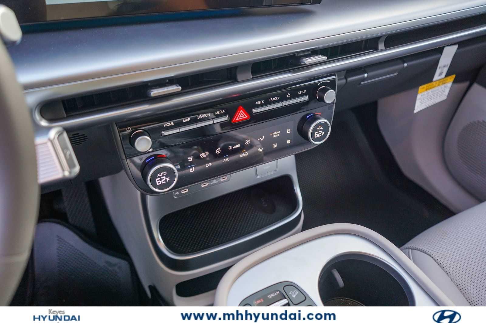 Thumbnail: 2026 Hyundai Ioniq - 25