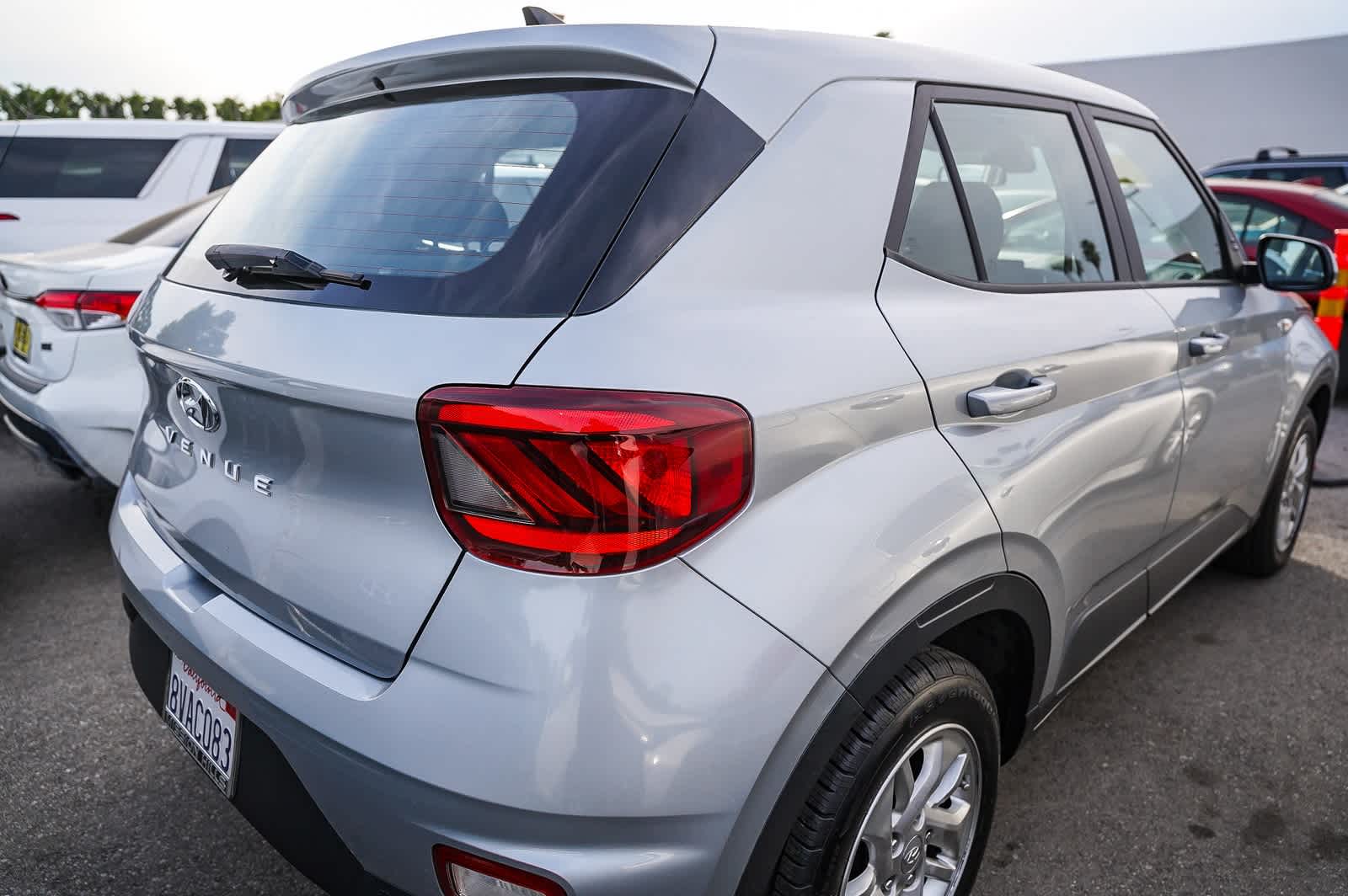 Thumbnail: 2021 Hyundai Venue - 9