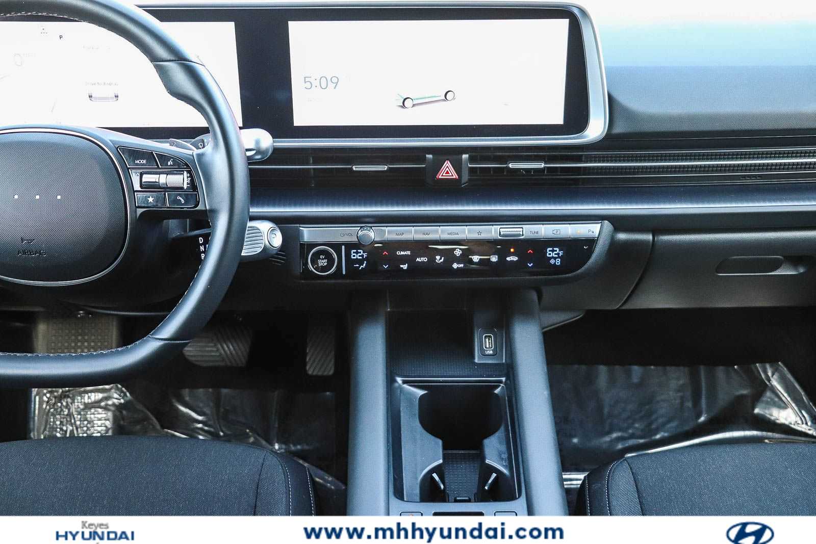 Thumbnail: 2023 Hyundai Ioniq 6 - 12