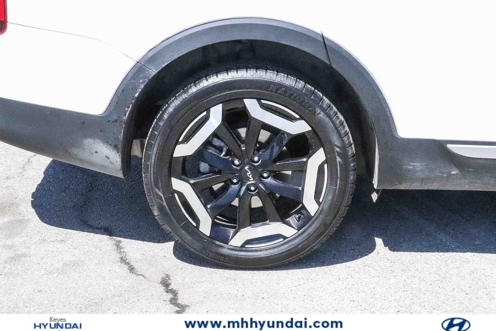 Thumbnail: 2023 Kia Telluride - 10