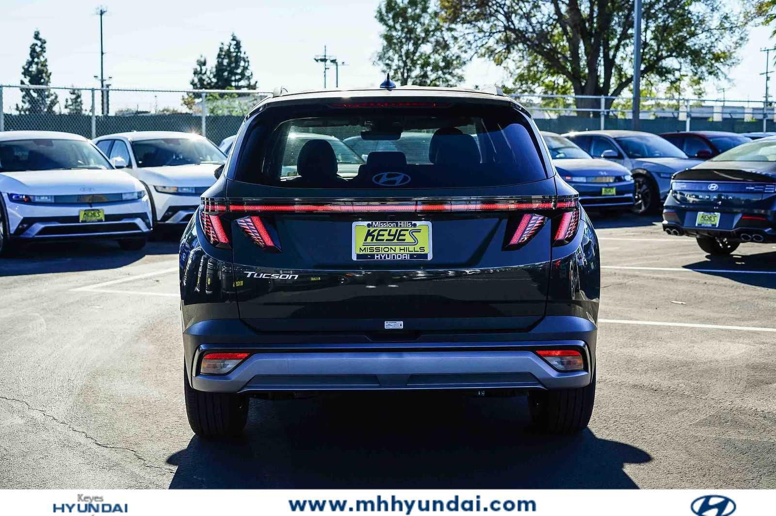 Thumbnail: 2026 Hyundai Tucson - 3