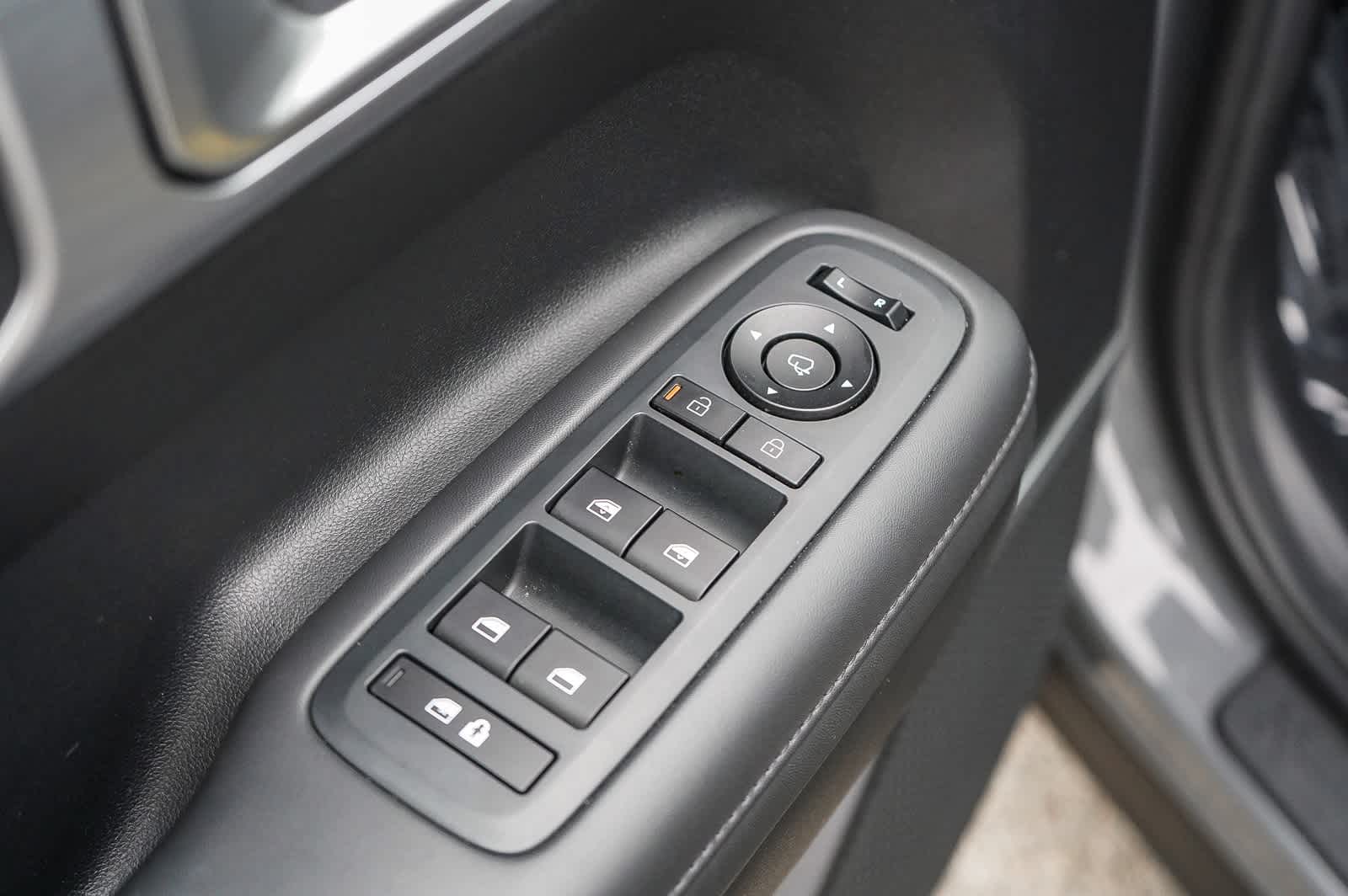 Thumbnail: 2024 Hyundai Santa Fe - 17