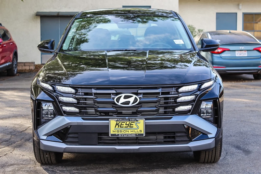 New 2025 Hyundai Tucson SE SUV