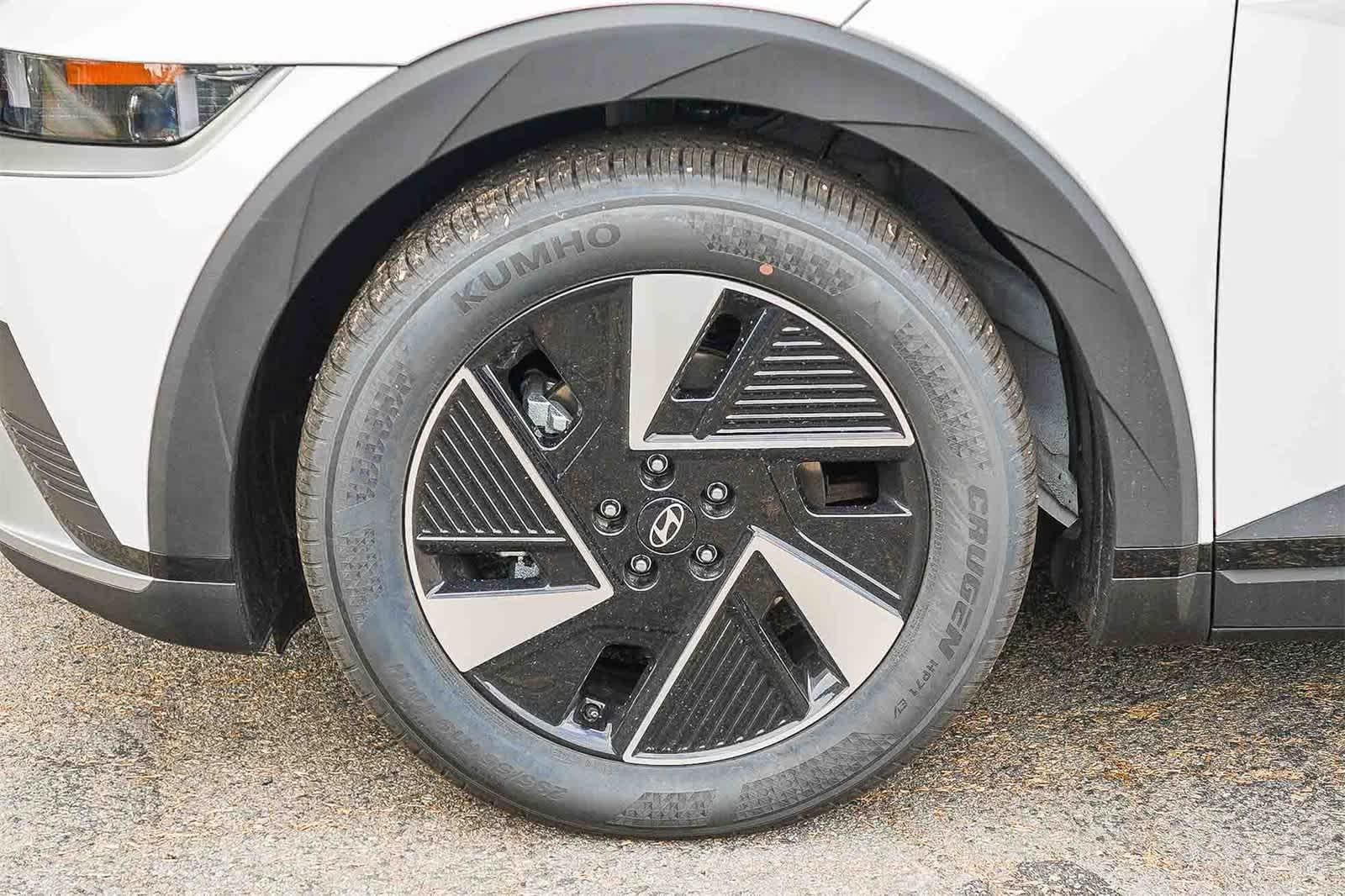 Thumbnail: 2025 Hyundai Ioniq 5 - 10