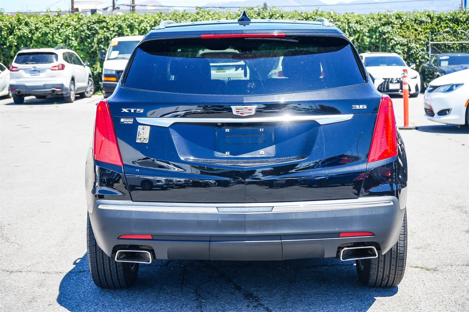 Thumbnail: 2019 Cadillac XT5 - 3