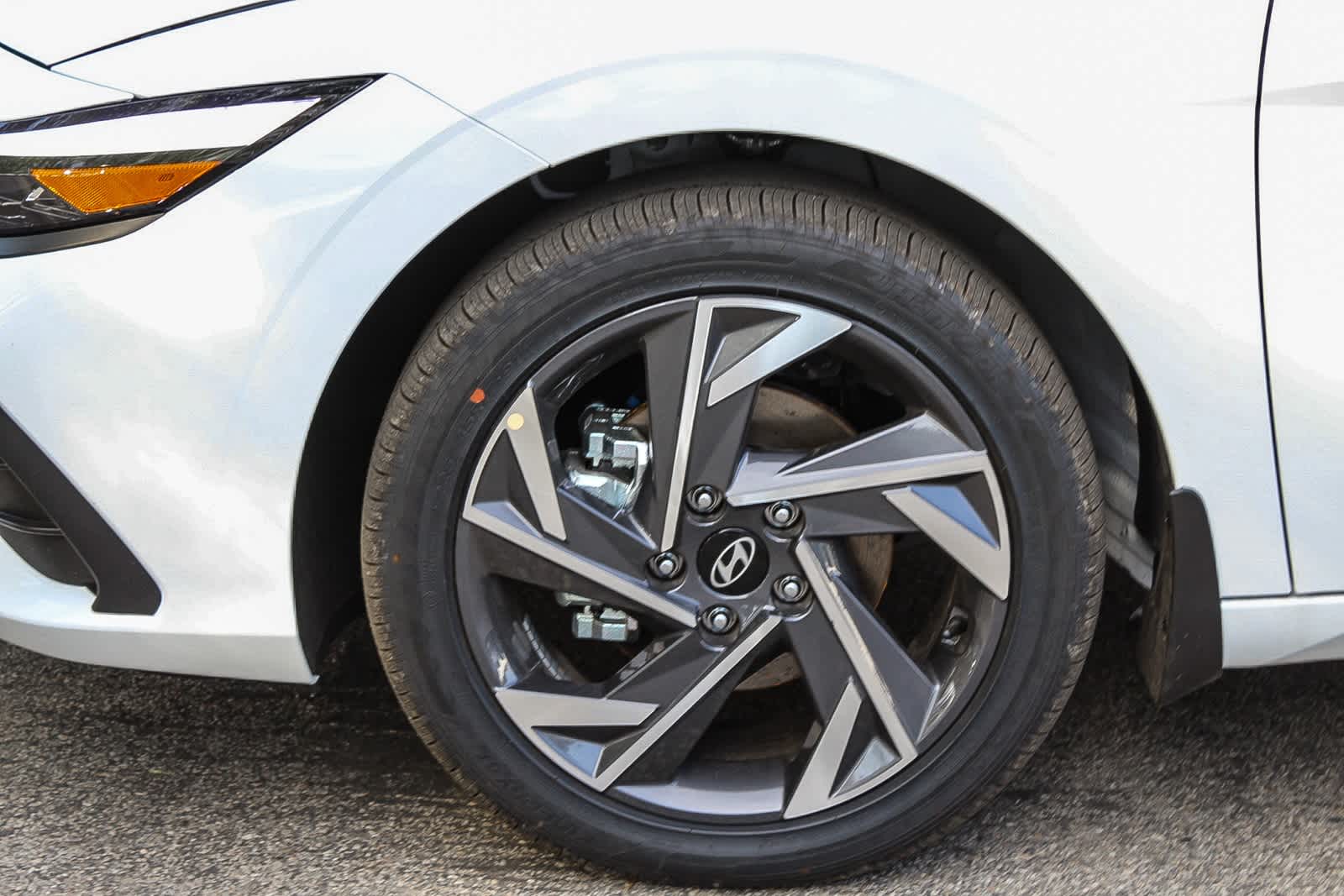 Thumbnail: 2025 Hyundai Elantra - 9