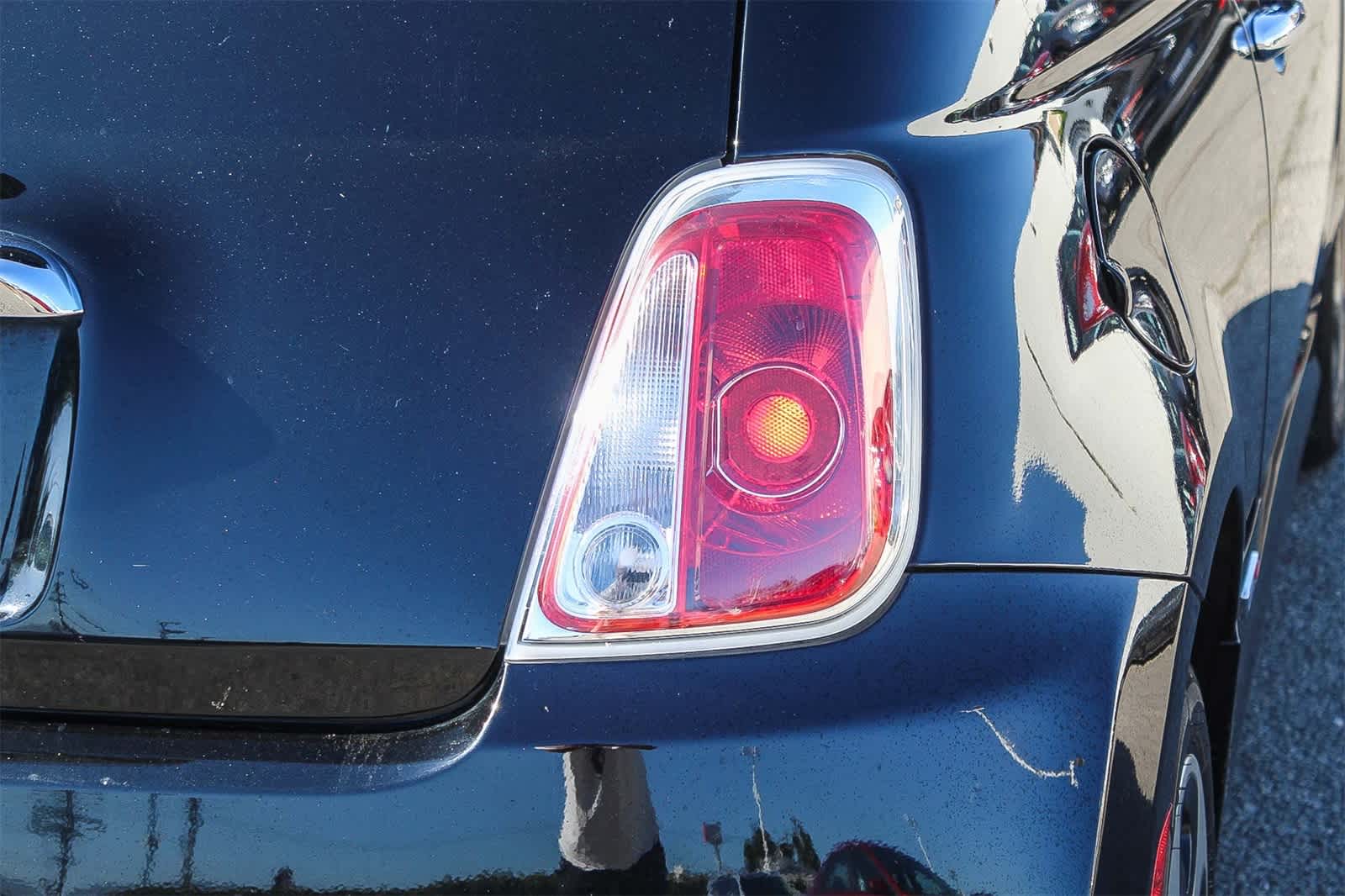 Thumbnail: 2019 Fiat 500e - 6