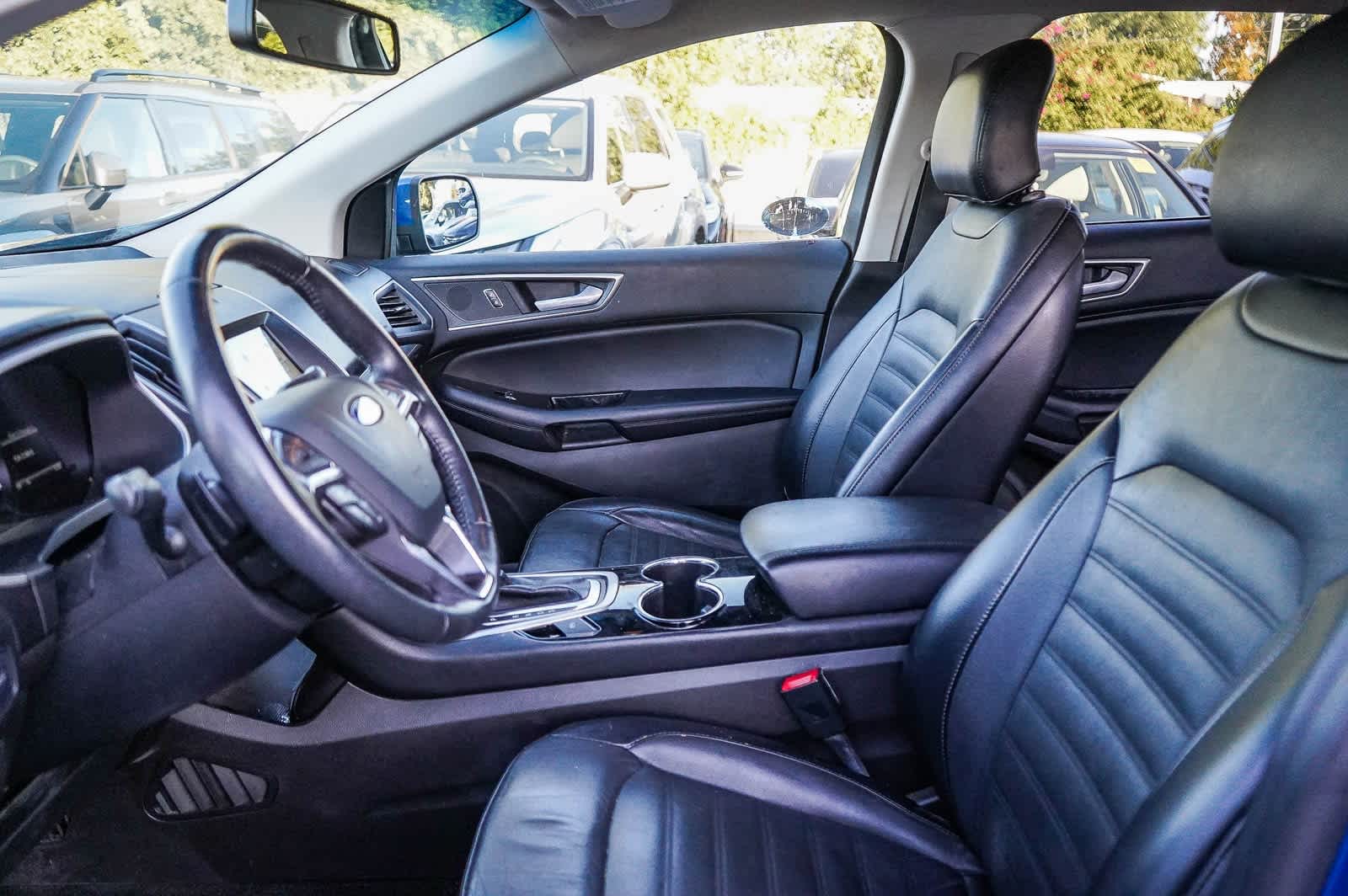 Thumbnail: 2018 Ford Edge - 17