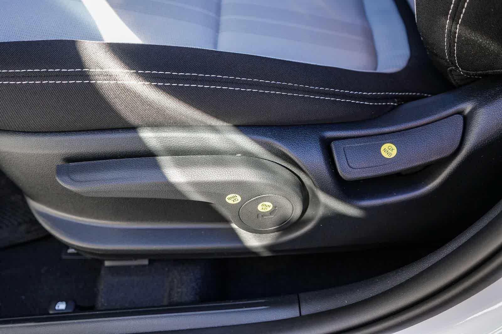 Thumbnail: 2026 Hyundai Venue - 23