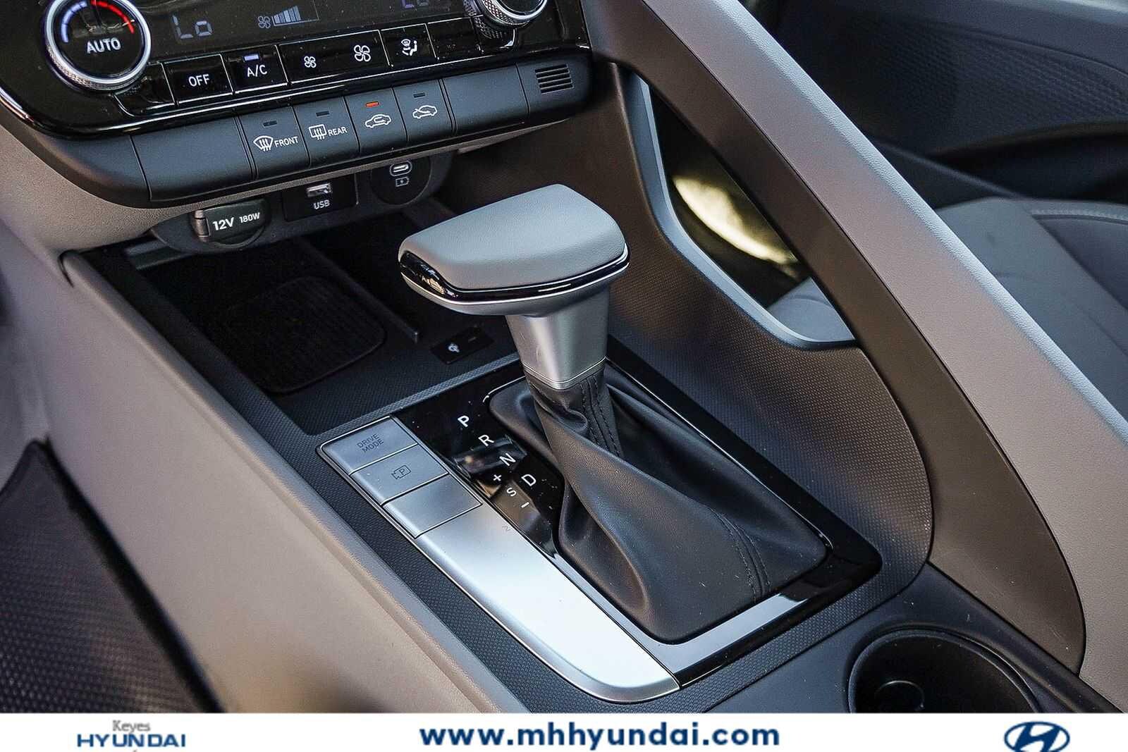 Thumbnail: 2026 Hyundai Elantra - 23