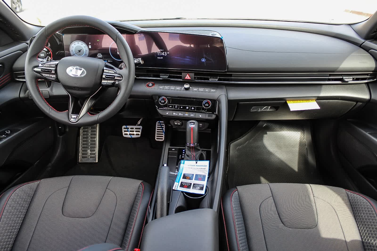 Thumbnail: 2025 Hyundai Elantra - 17