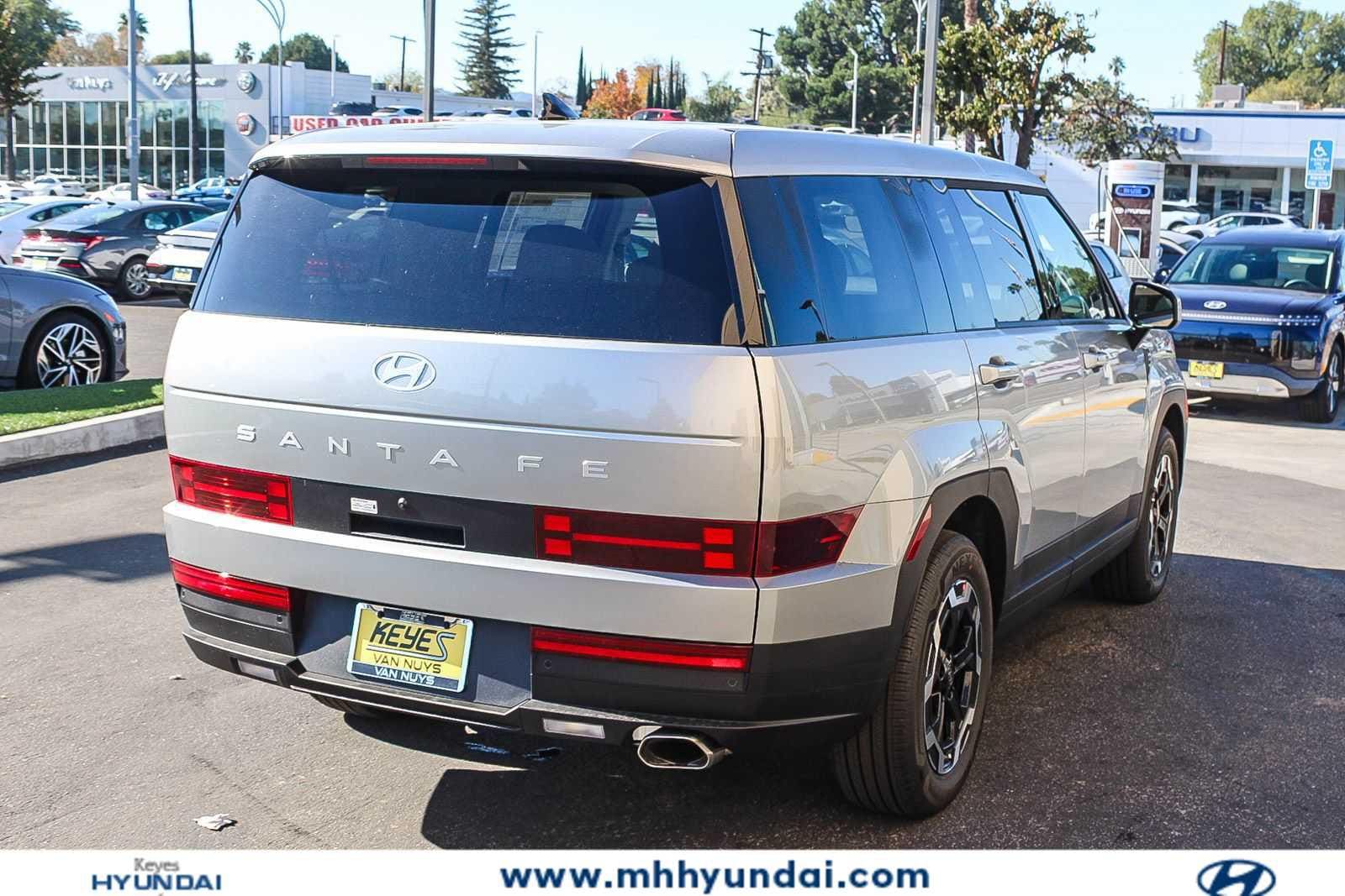 Thumbnail: 2026 Hyundai Santa Fe - 4
