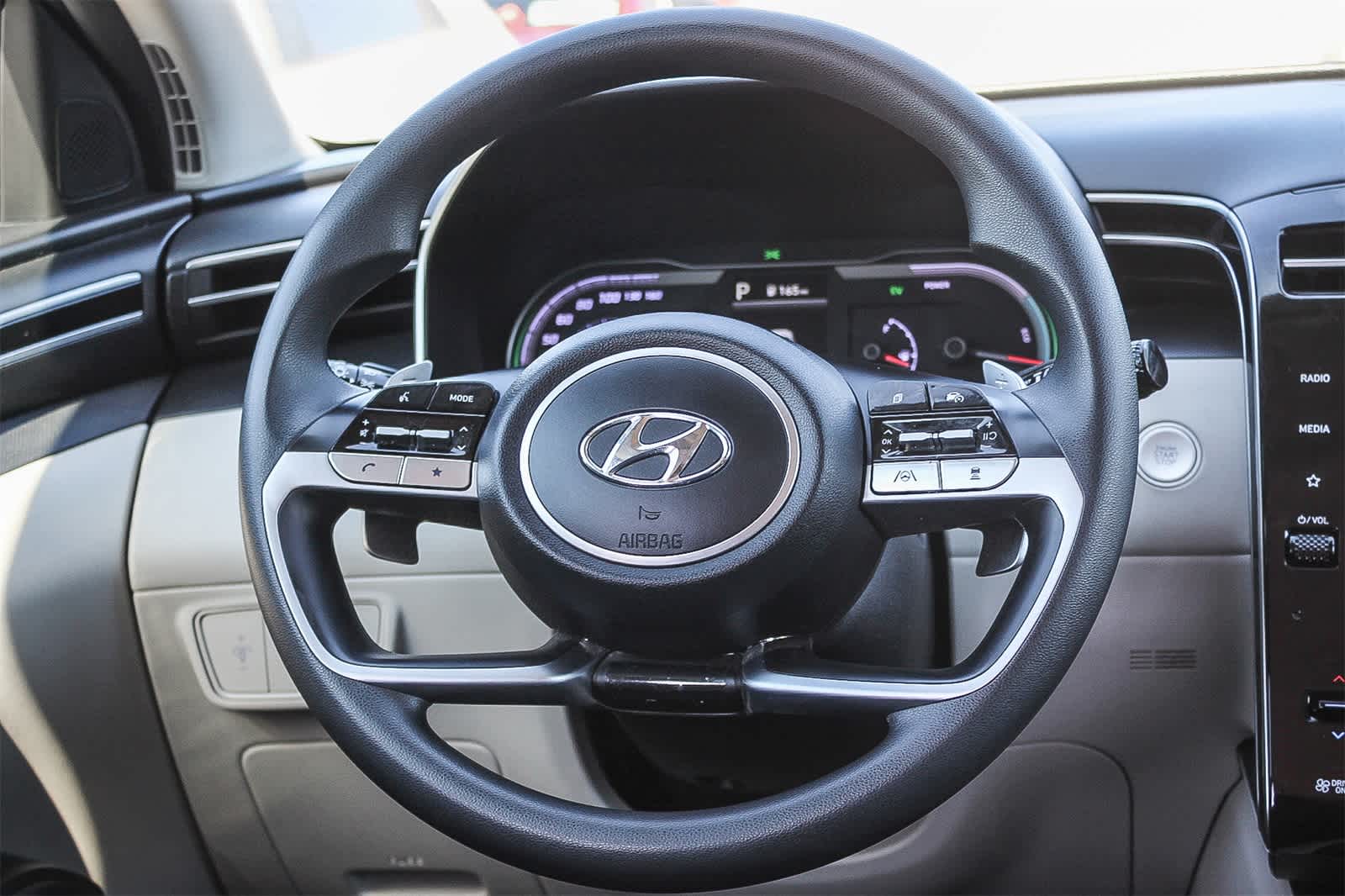Thumbnail: 2022 Hyundai Tucson - 17