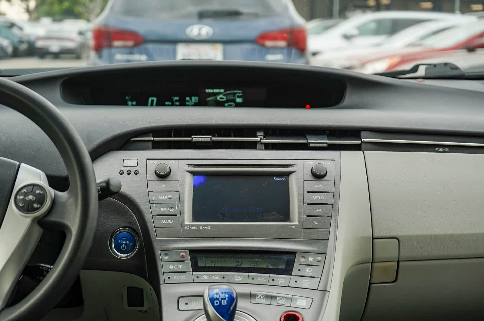 Thumbnail: 2012 Toyota Prius - 13