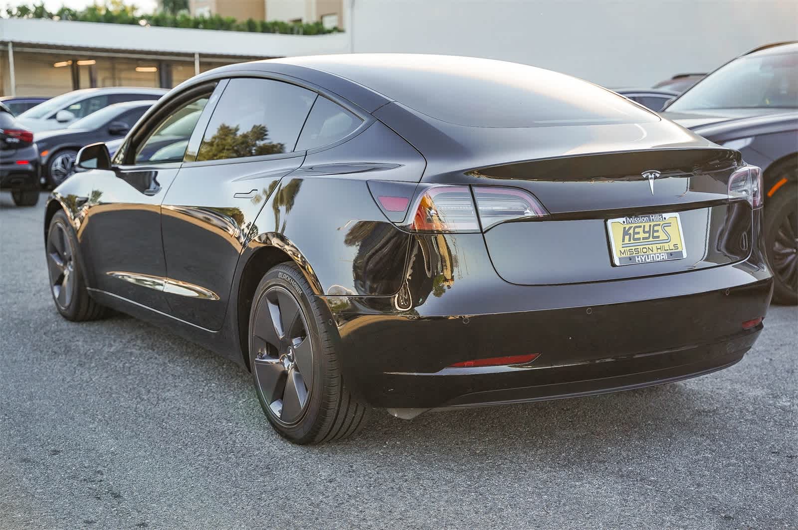 Thumbnail: 2022 Tesla Model 3 - 8