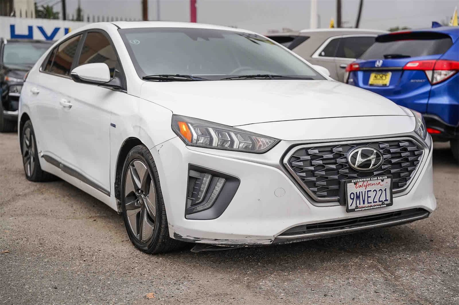 Thumbnail: 2020 Hyundai Ioniq - 3