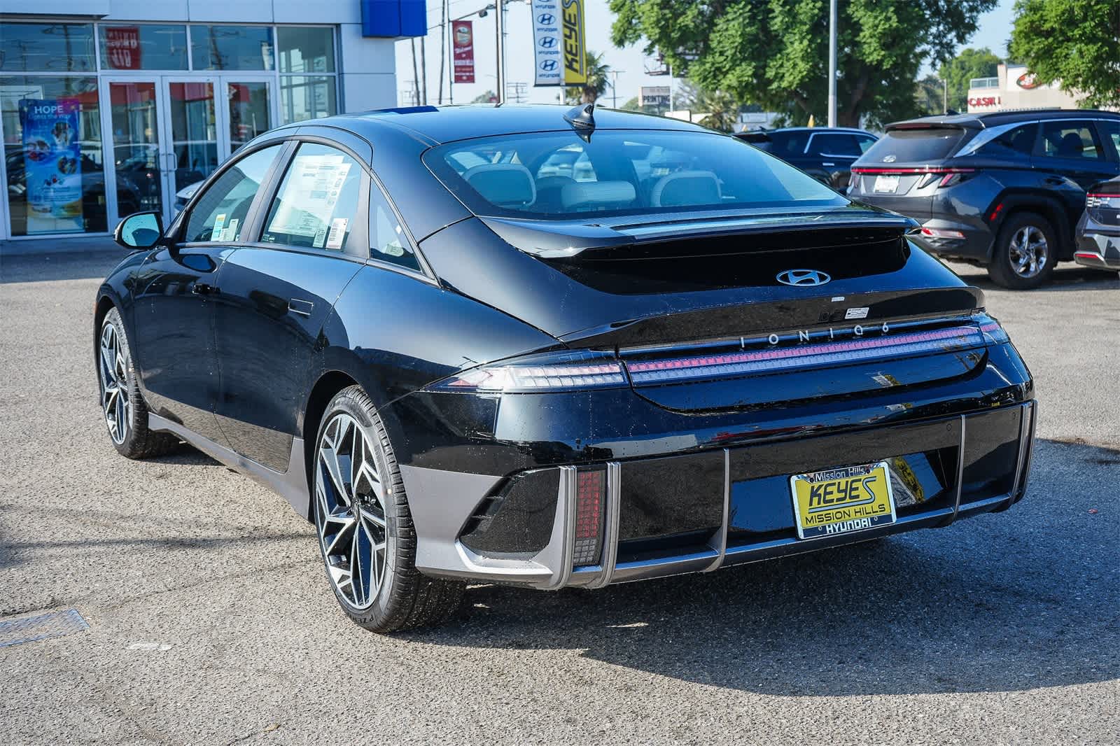2025 Hyundai Ioniq 6 SEL photo 2