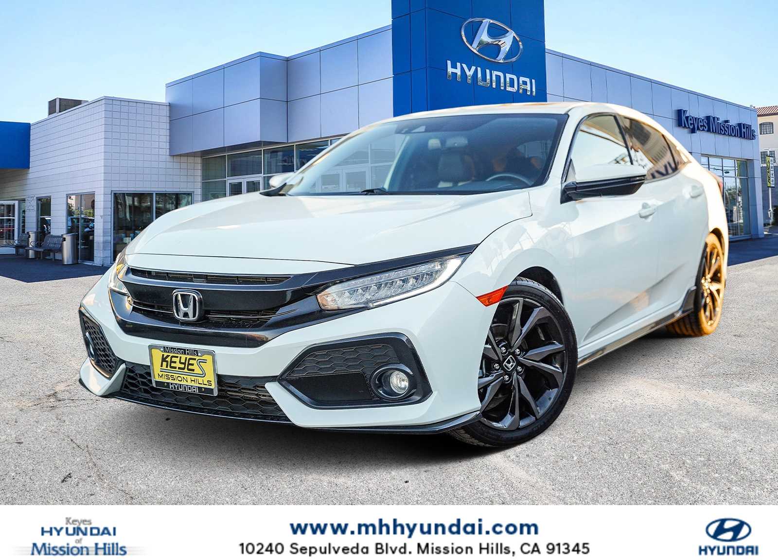 2018 Honda Civic Hatchback Sport Touring's photo