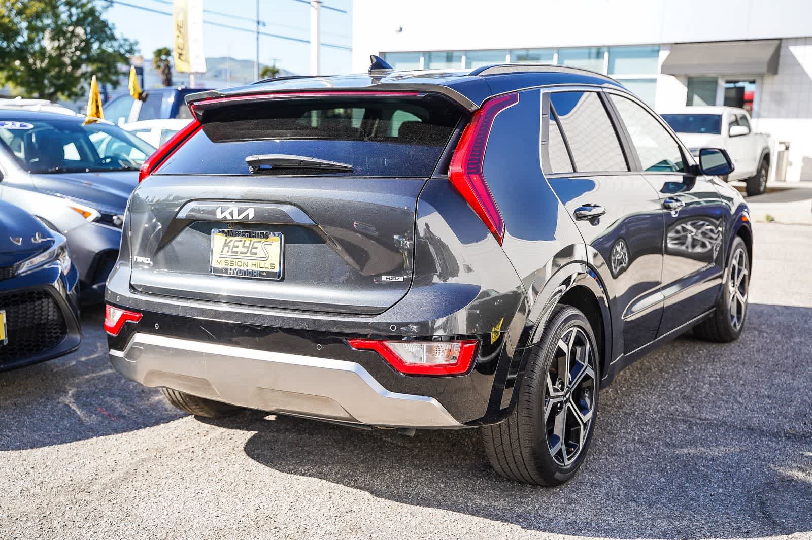 Thumbnail: 2024 Kia Niro - 10