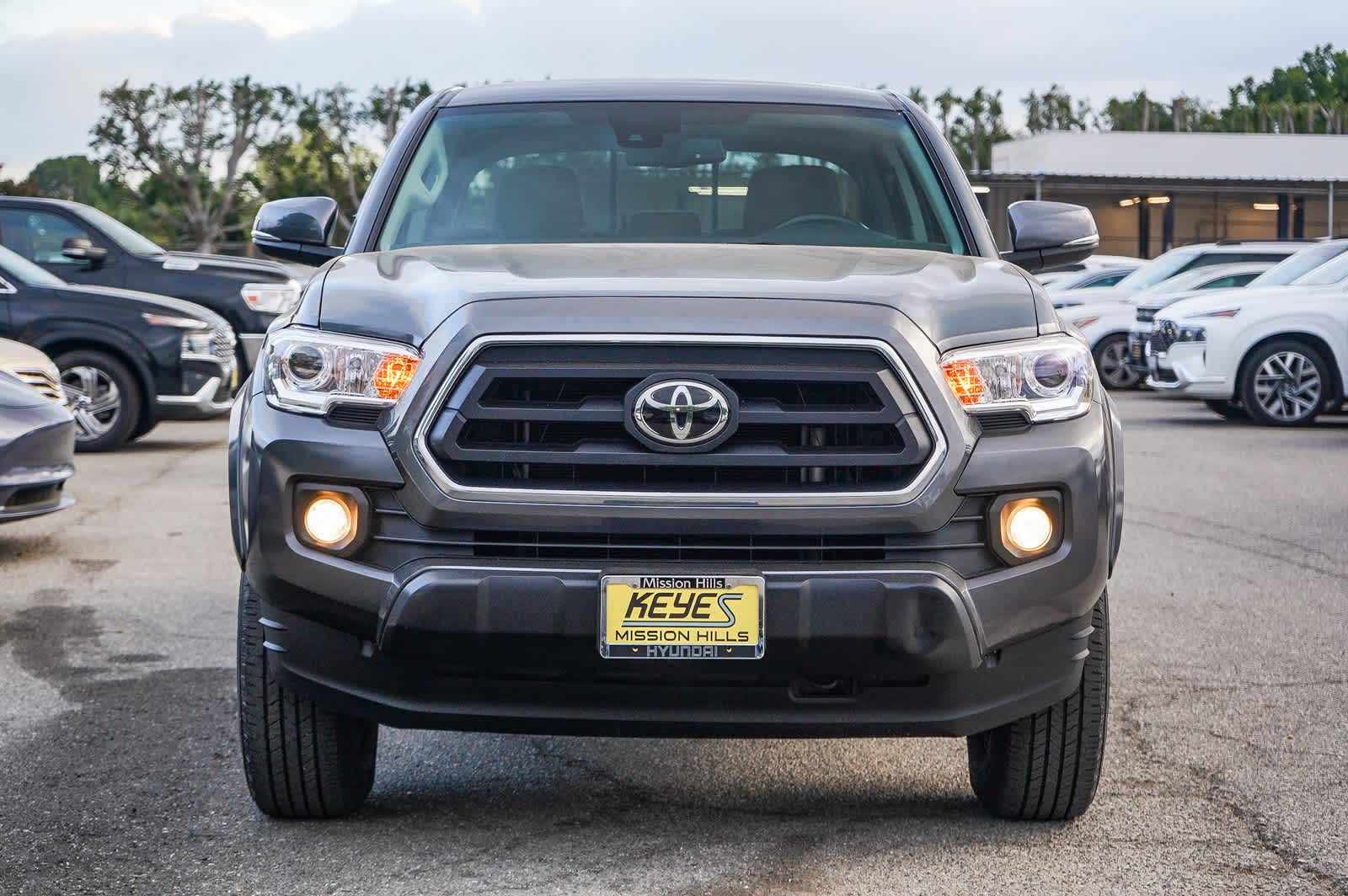 Thumbnail: 2022 Toyota Tacoma - 2