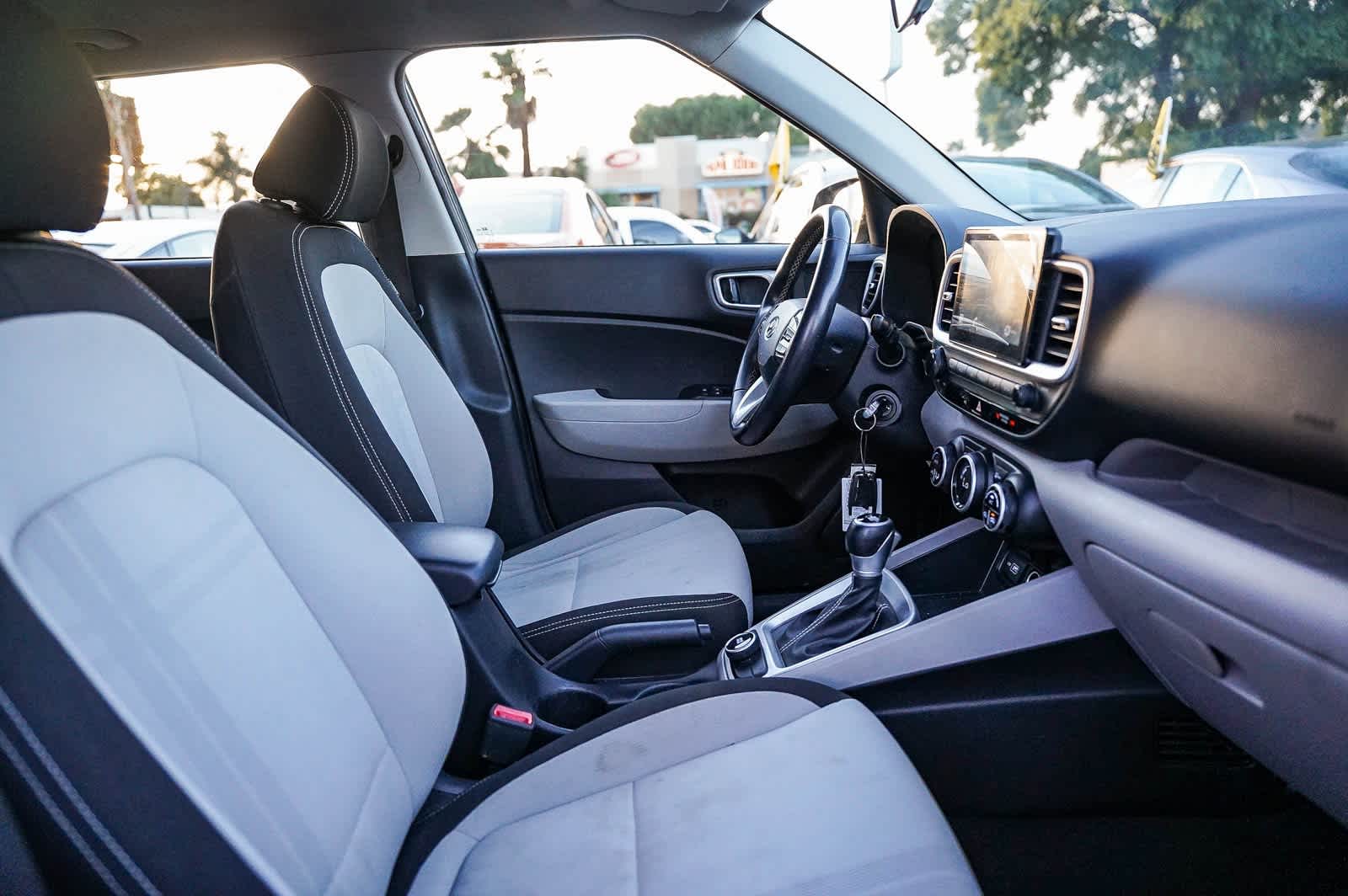 Thumbnail: 2022 Hyundai Venue - 17