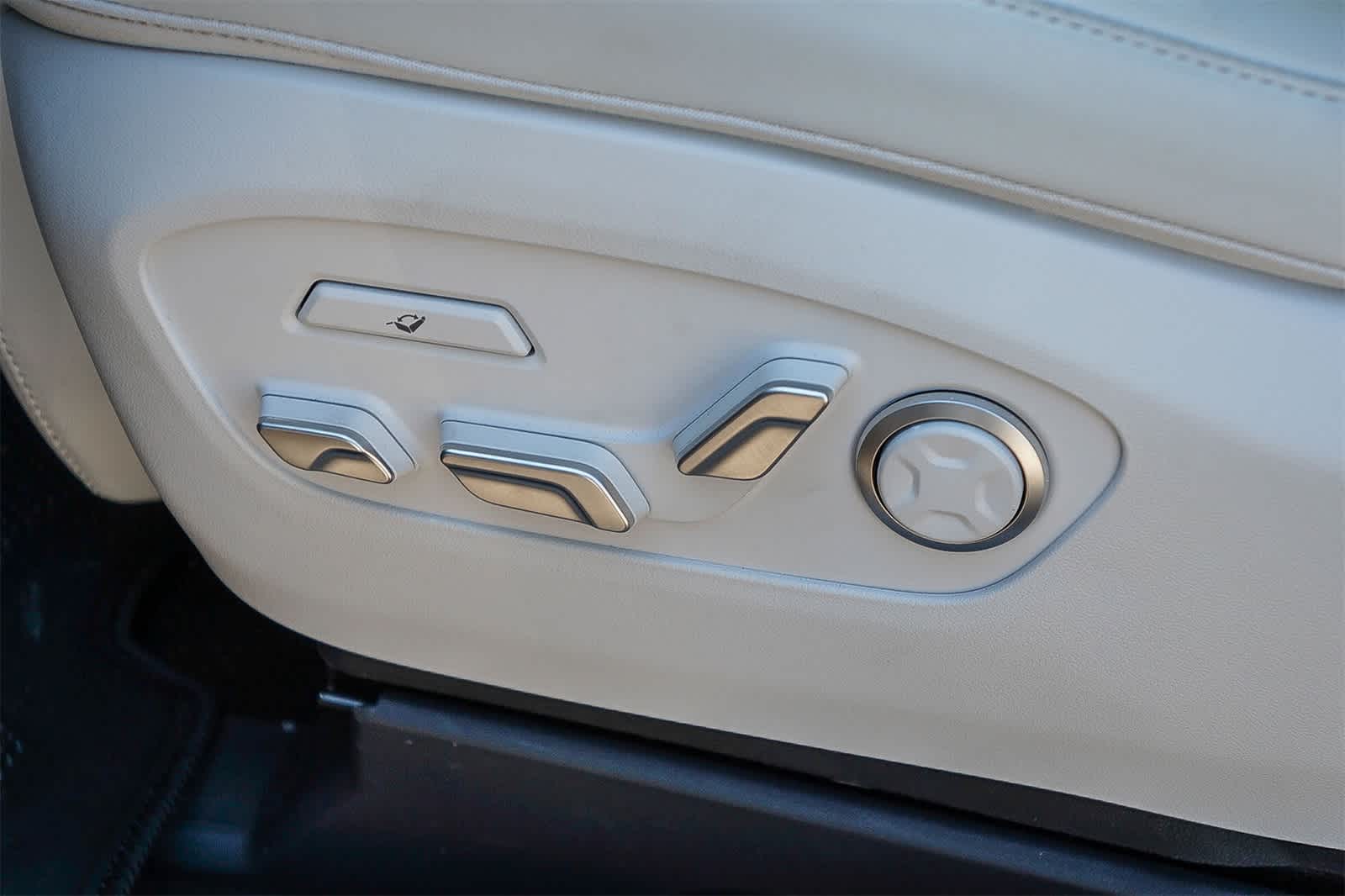 Thumbnail: 2026 Hyundai Ioniq - 25