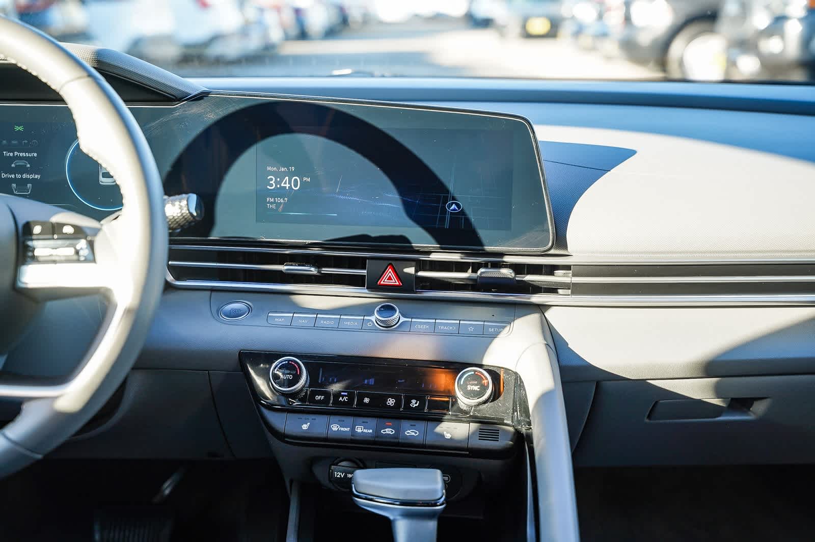 Thumbnail: 2024 Hyundai Elantra - 13