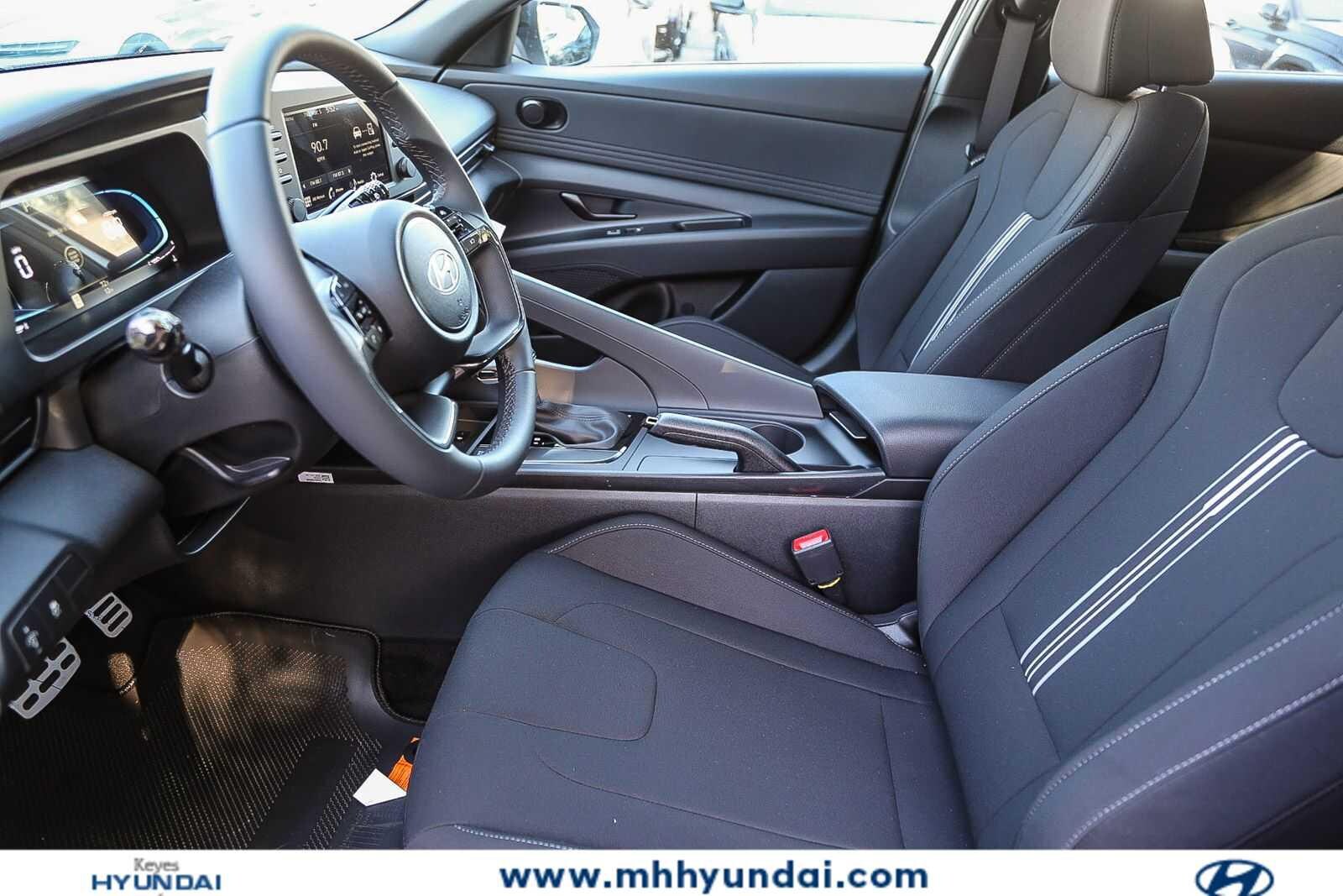 Thumbnail: 2026 Hyundai Elantra - 19