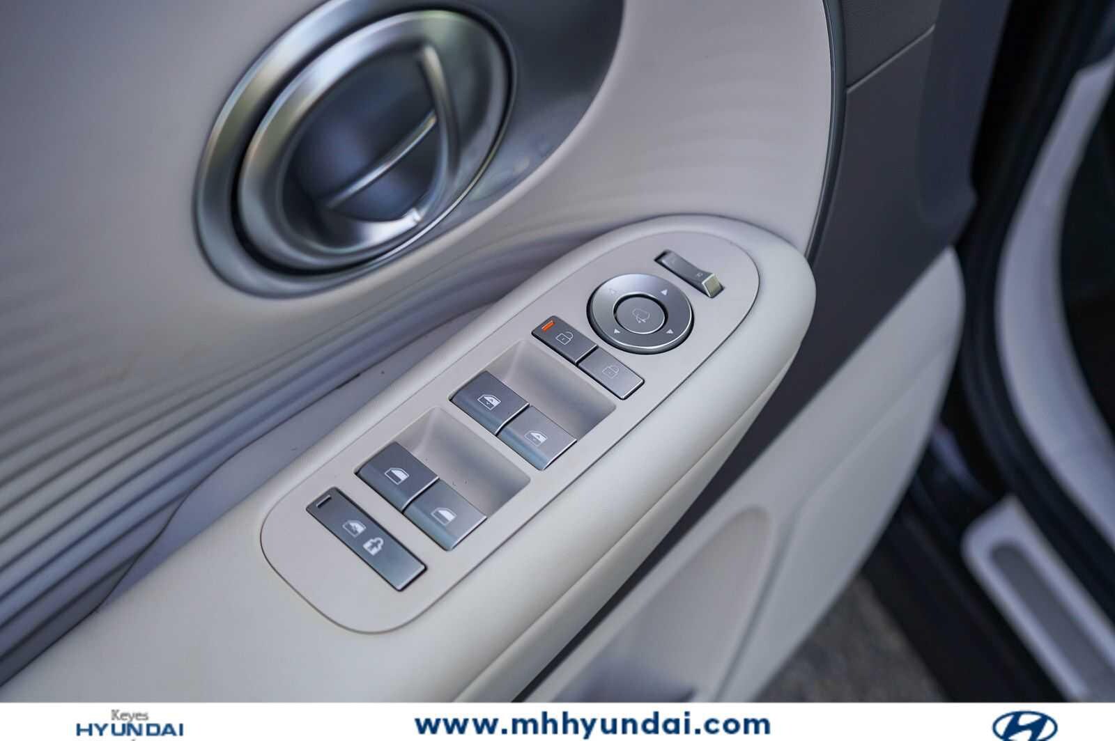 Thumbnail: 2026 Hyundai Ioniq - 22